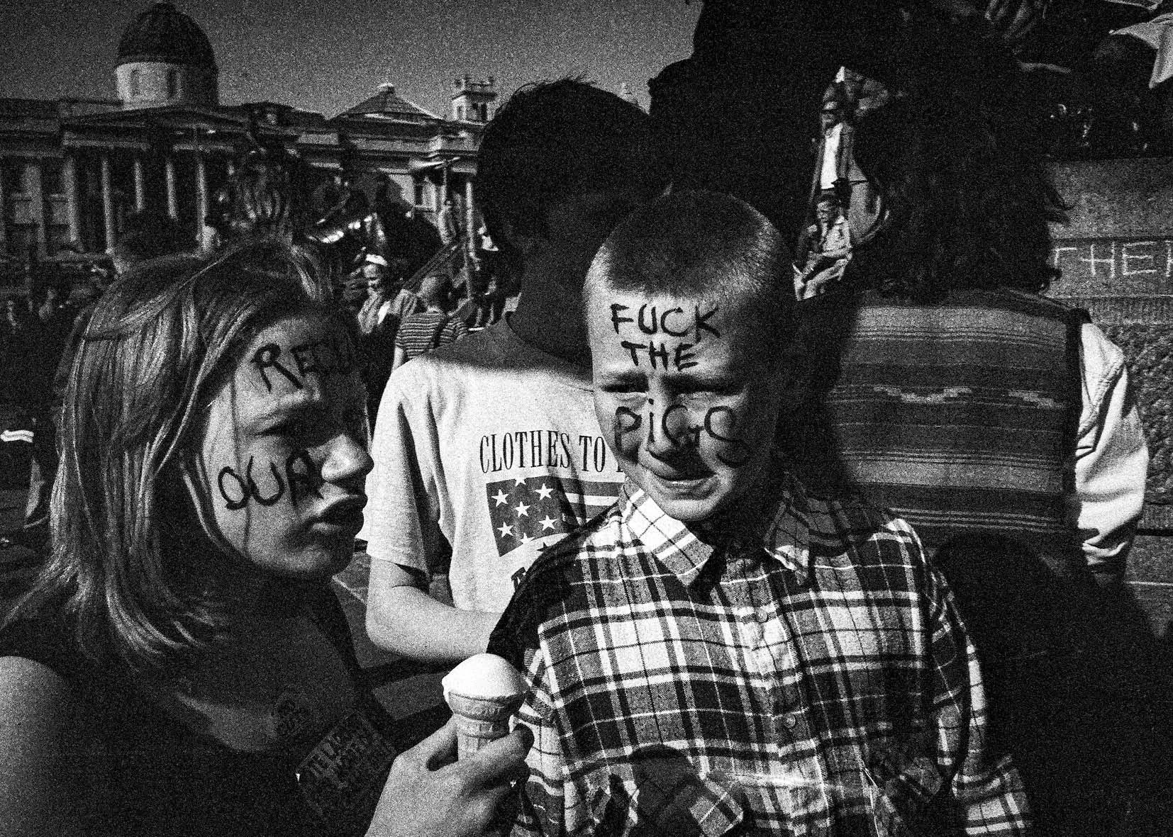 Lee Martin — Party & Protest London 1990sweb120016.jpg