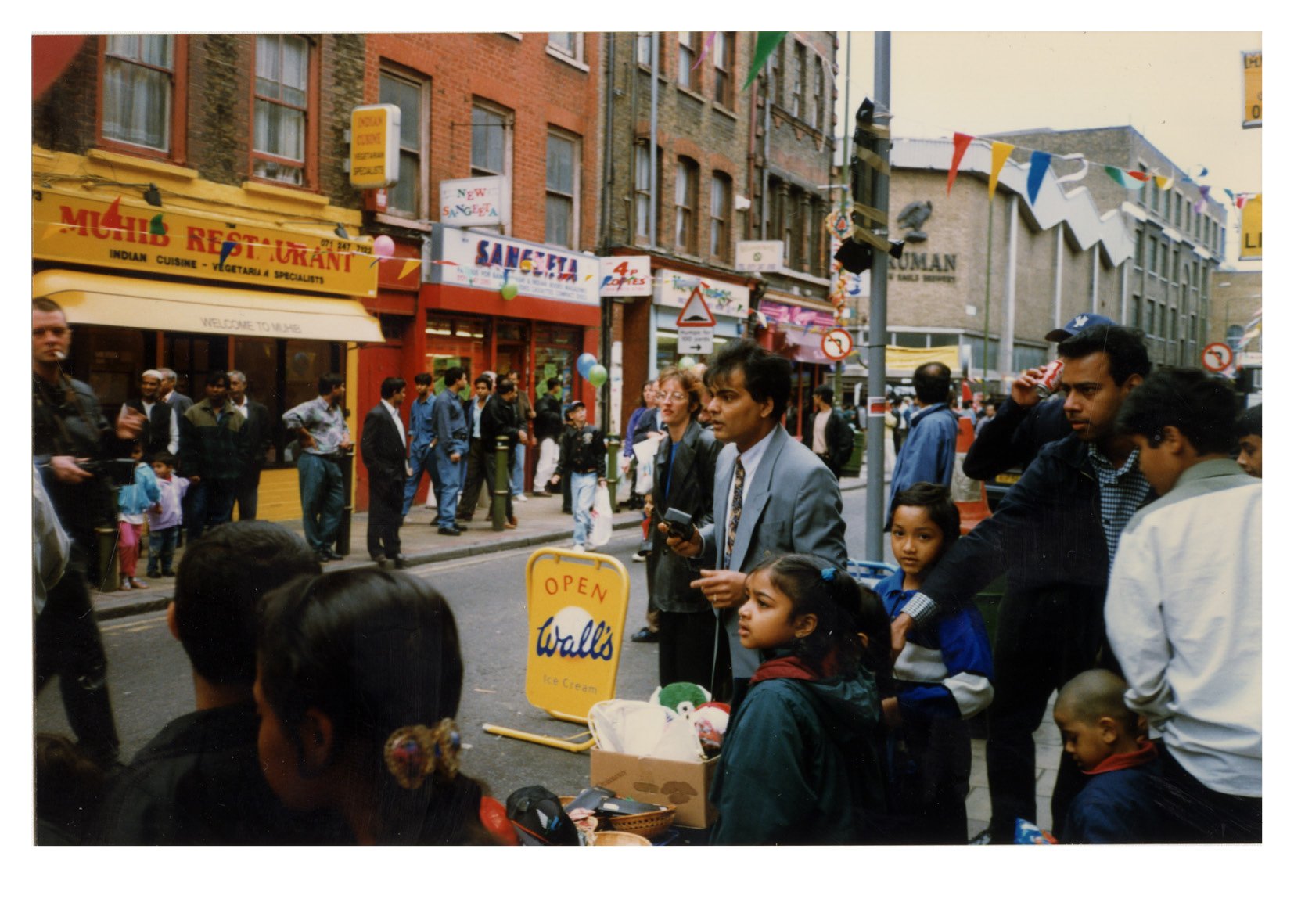 Clive Murphy — Spitalfields 1987–1996web12004.jpg