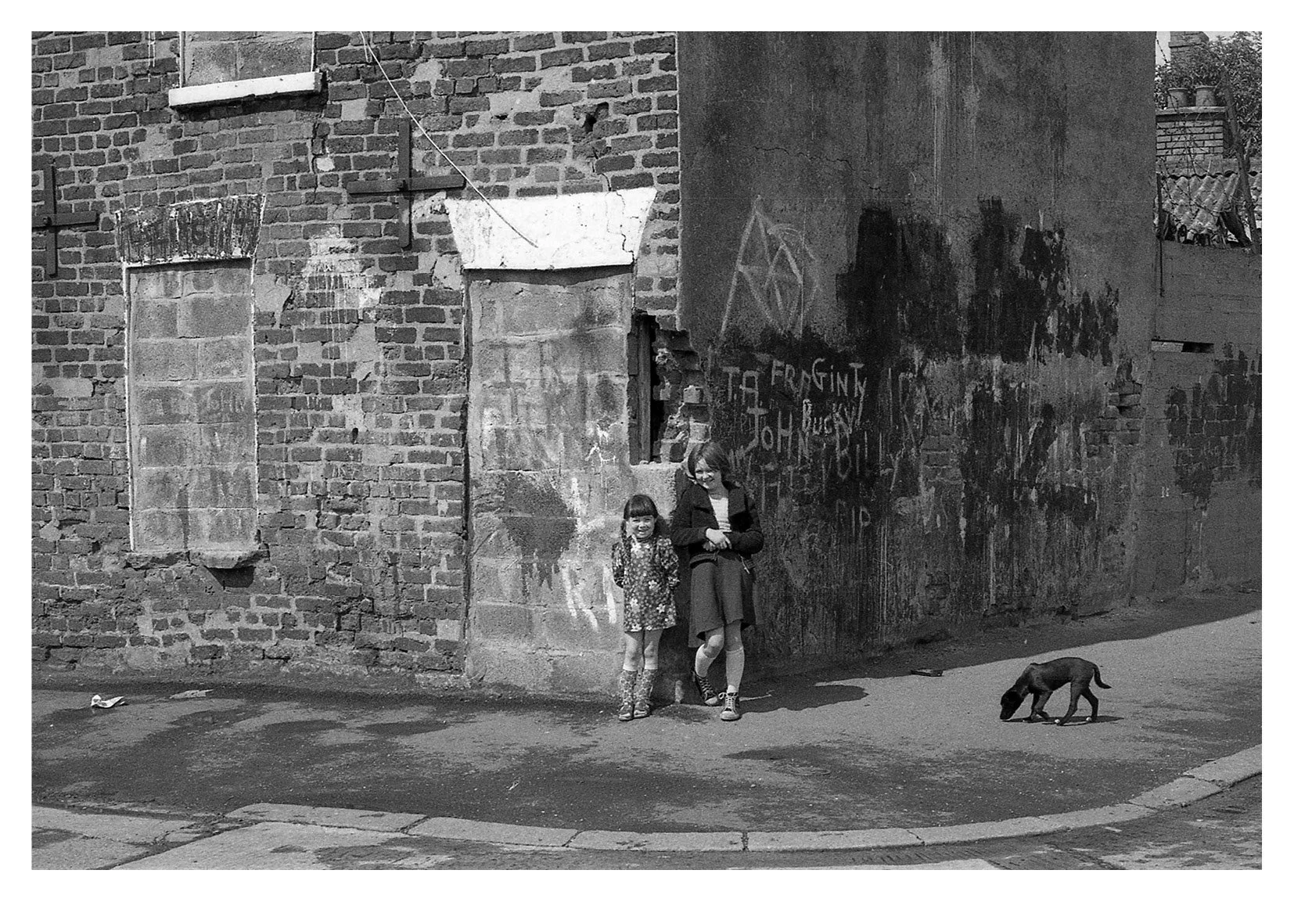 Mike Milotte Belfast 1970sweb120010.jpg