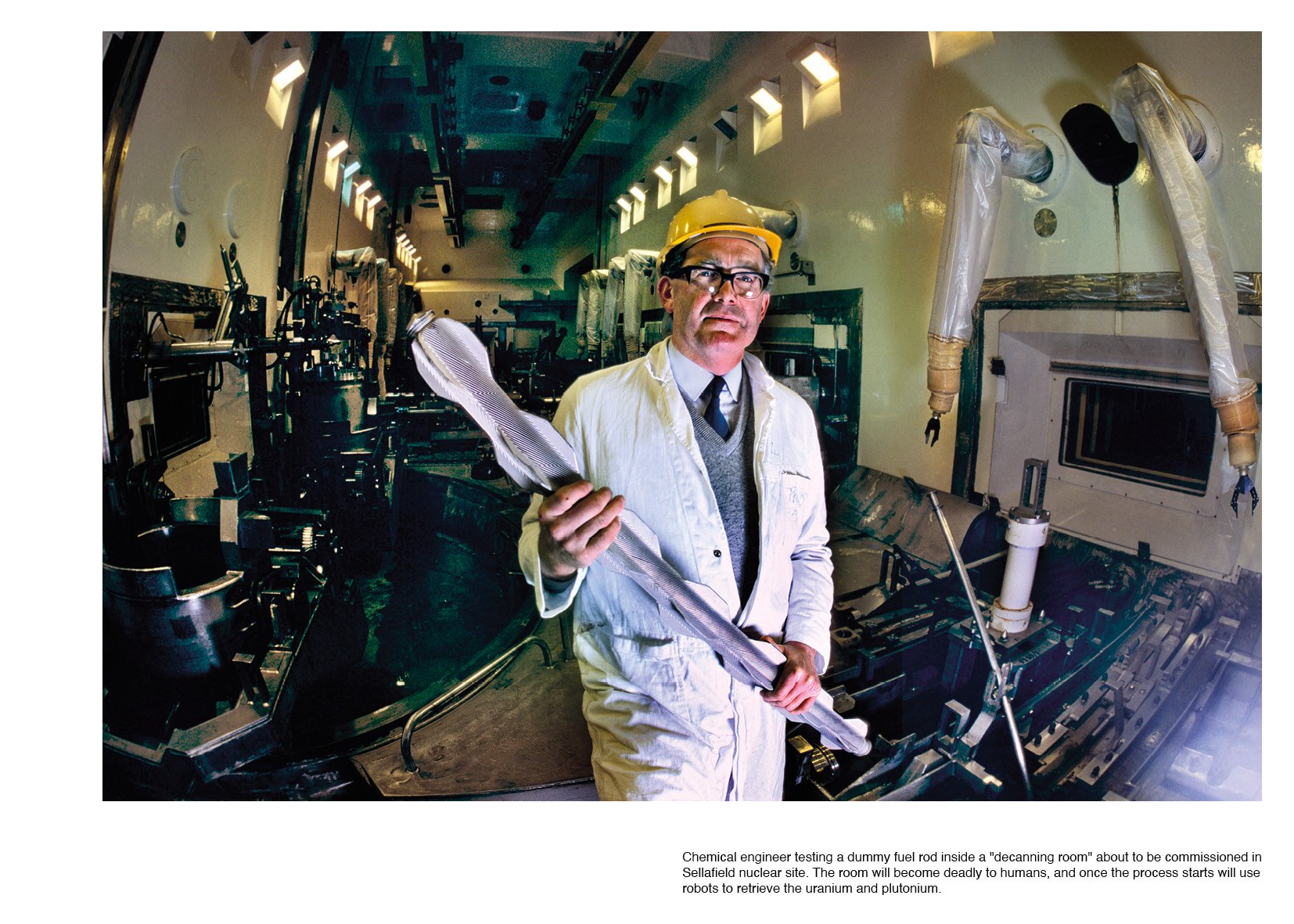 Barry Lewis Sellafield Nuclear Site 1985 web120014.jpg
