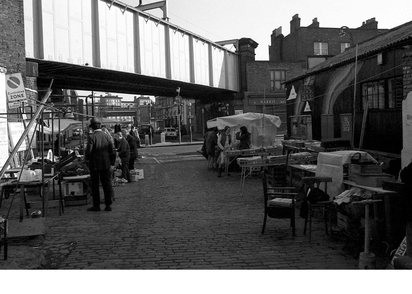 Wendy Aldiss Camden Lock Market 1982web12004.jpg