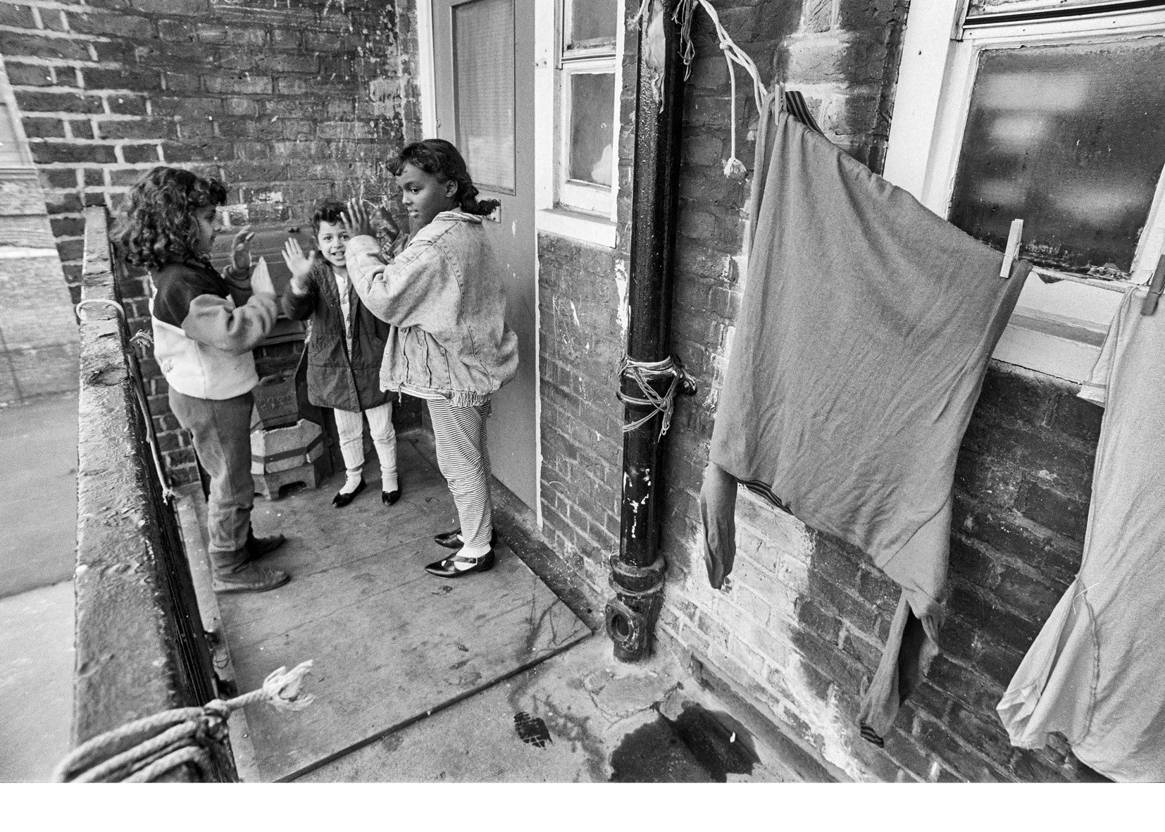 David Hoffman — Hollybush Gardens Bethnal Green  1988web120013.jpg