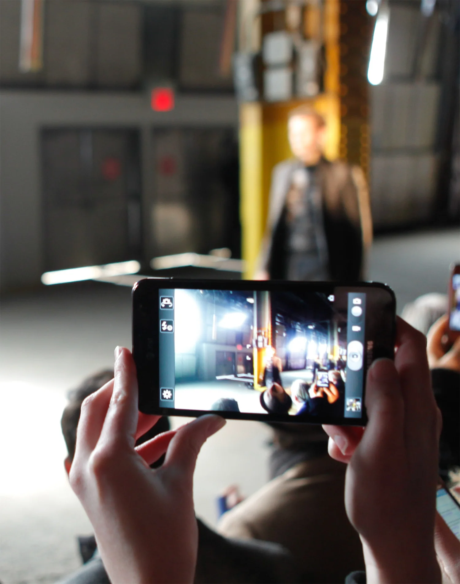 MWW_Samsung_BLURBFINAL-2 copy.jpg