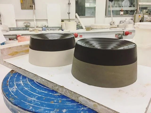 Had fun banding glaze onto my tapas form this afternoon! This glaze is predominantly made of clay from Derbyhaven (IoM) plus a few other materials to create a black brown satin finish! 🏺#ceramic #designer #tapas #form #stoneware #porcelain #satin #g