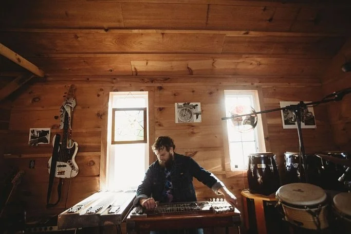 🌌🌠💫 big studio project(s) + news + updates coming so very soon - I&rsquo;ll leave these stills from @triptychsphotography here for now&hellip; 🌟🌴💨🌄🌅🎸🎶

#producer #multiinstrumentalist #steelguitar #dobro #michigan