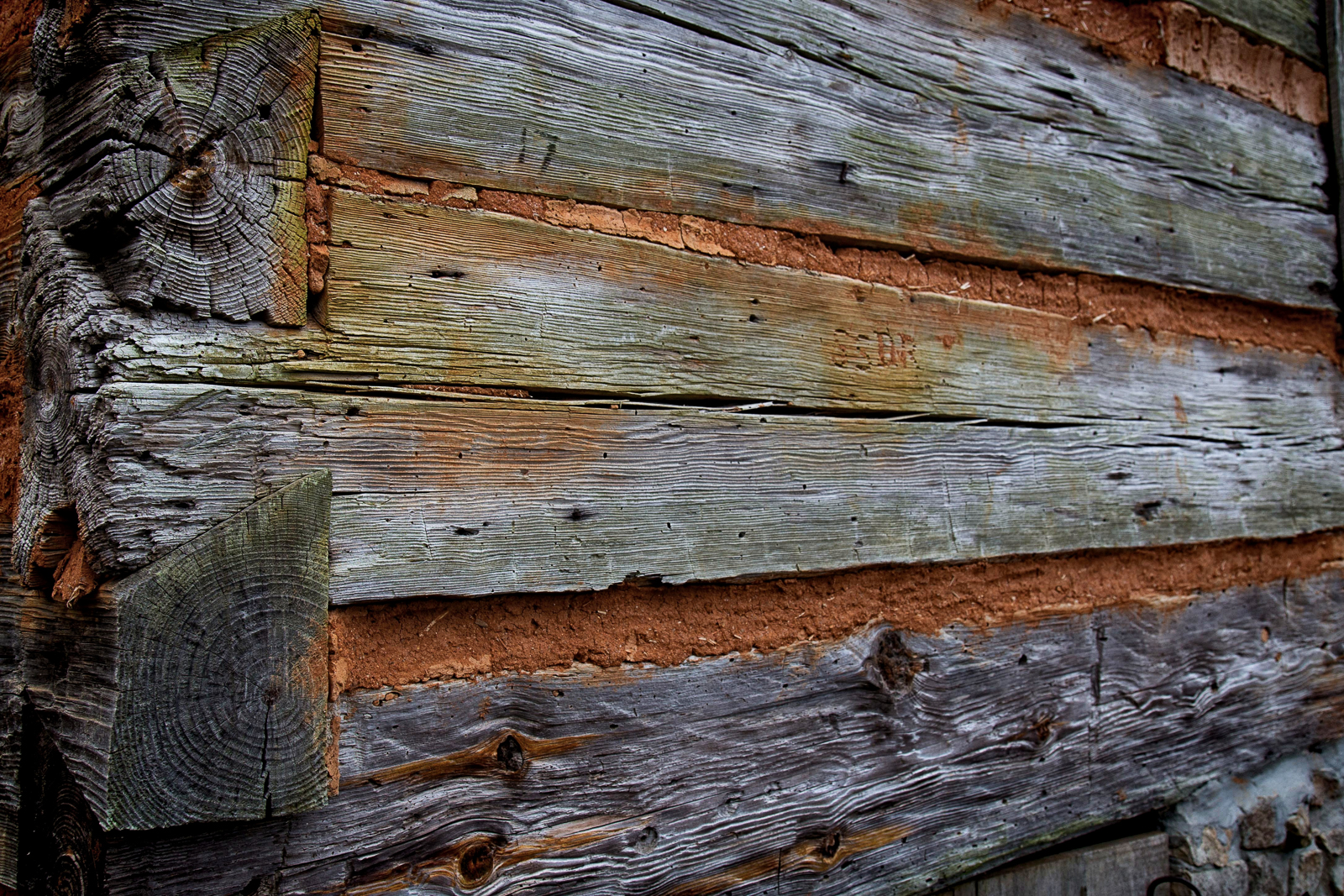 I have tried to no avail to find out about the letters carved in the side of the fort- if anyone has any info, please let me know in the comments! 