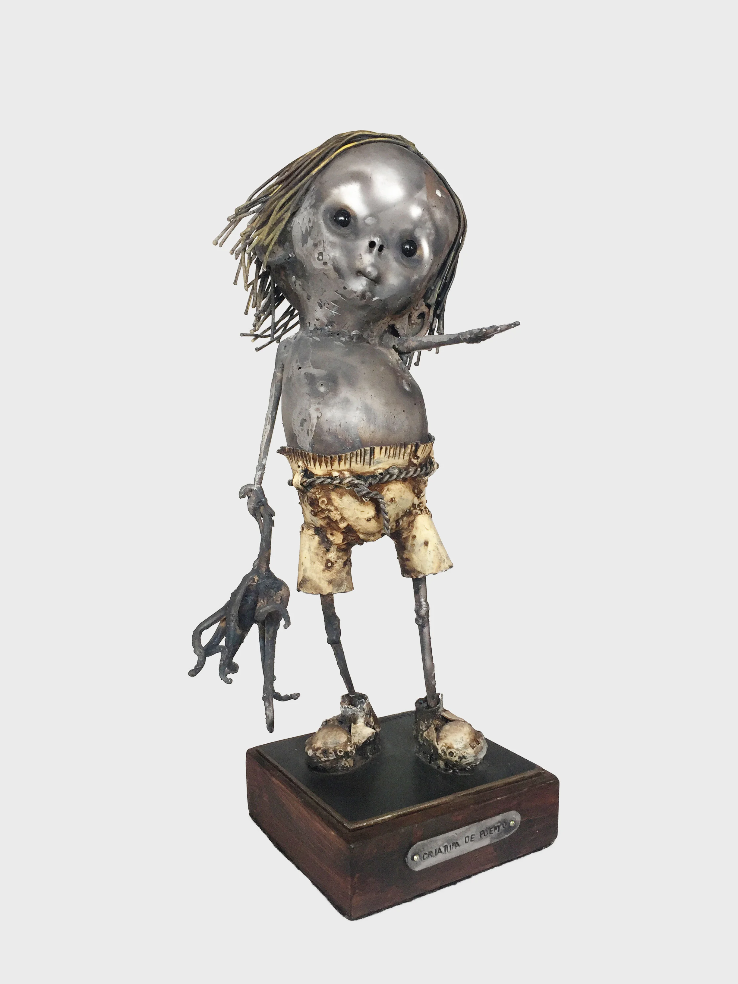 Criatura de Puerto Cold-worked and electric-welded metals, varnish 7 x 16.5 x 8 $ 1,600 