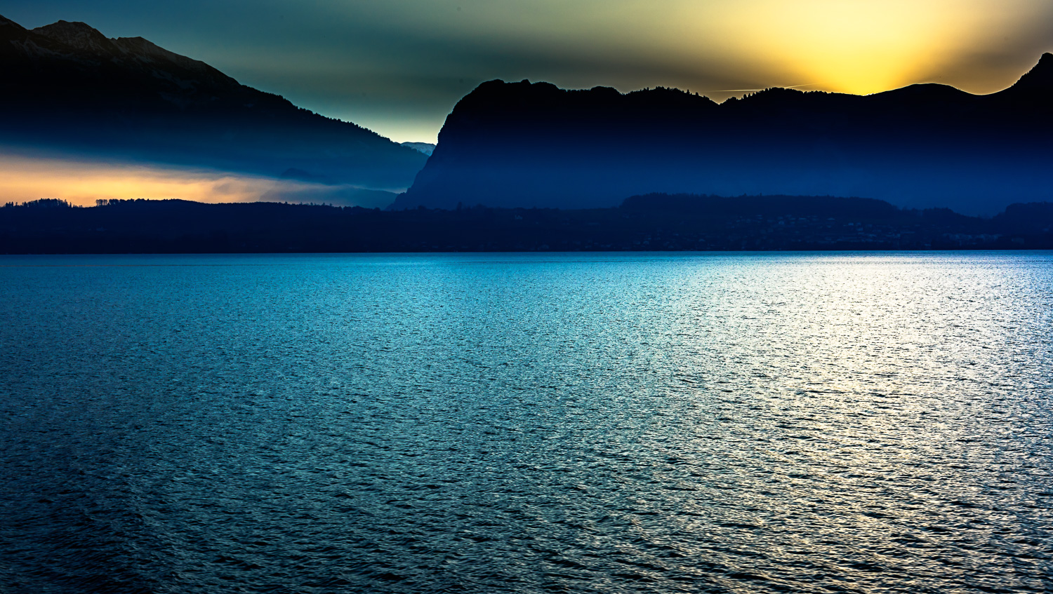 Colors of Lake Thun