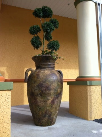 Plants-in-urns.jpg