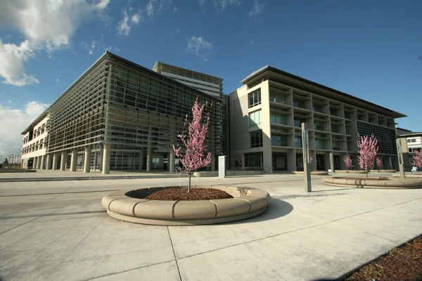 UC Merced Library - Merced