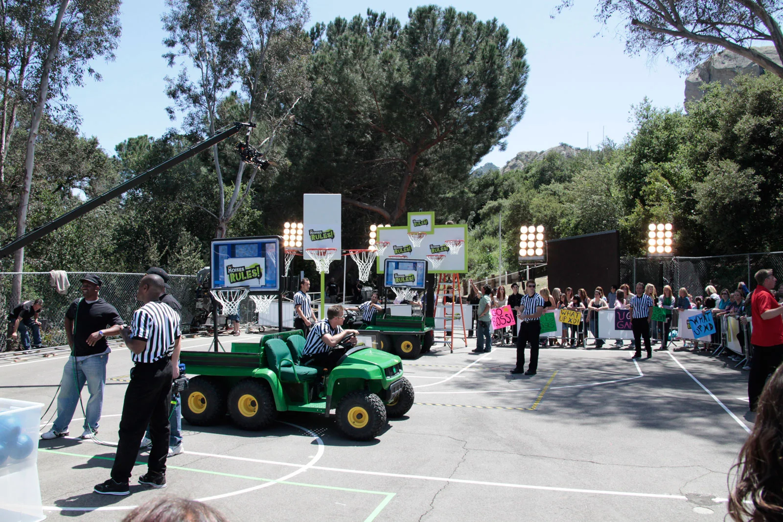 MOISE RULES COURT.jpg