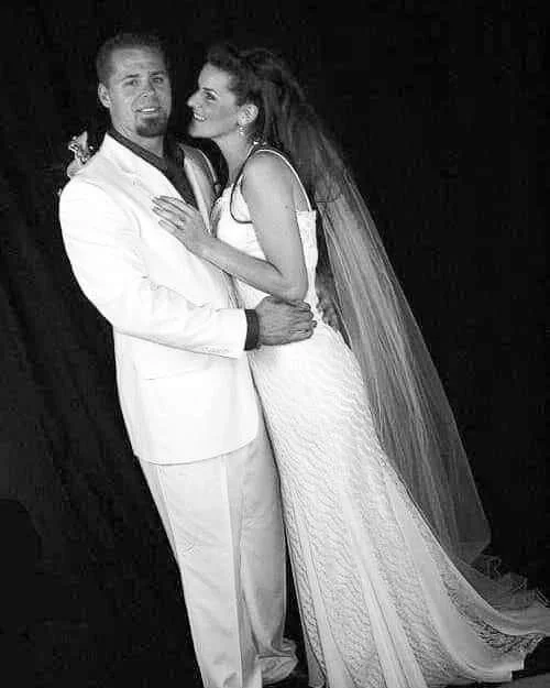 Friends for 37yrs. Together for 18yrs. Married for 15yrs.
Happy Anniversary Babe! @jboda78 ❤💋 #WeddingAnniversary