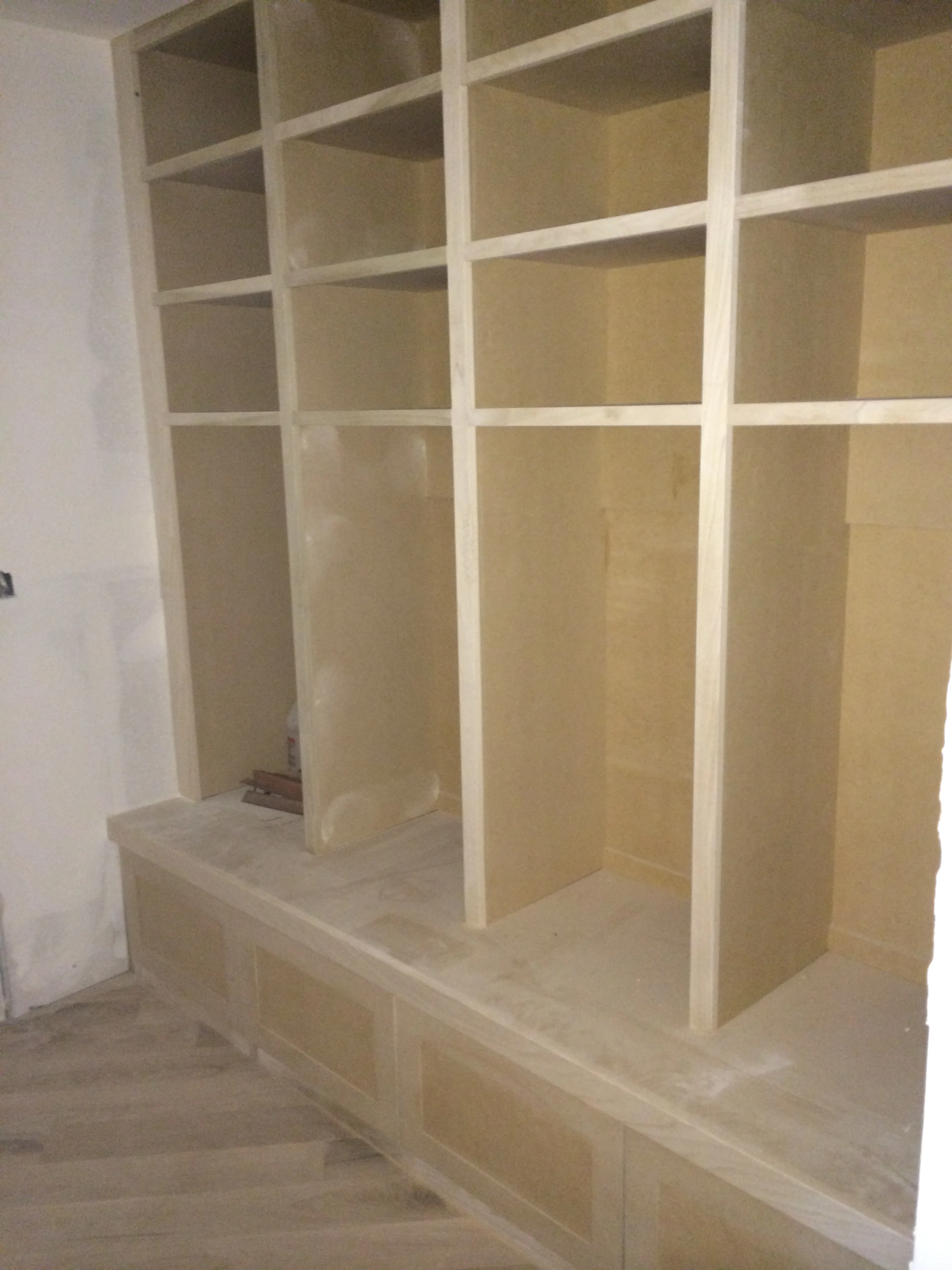 mud room R2.JPG
