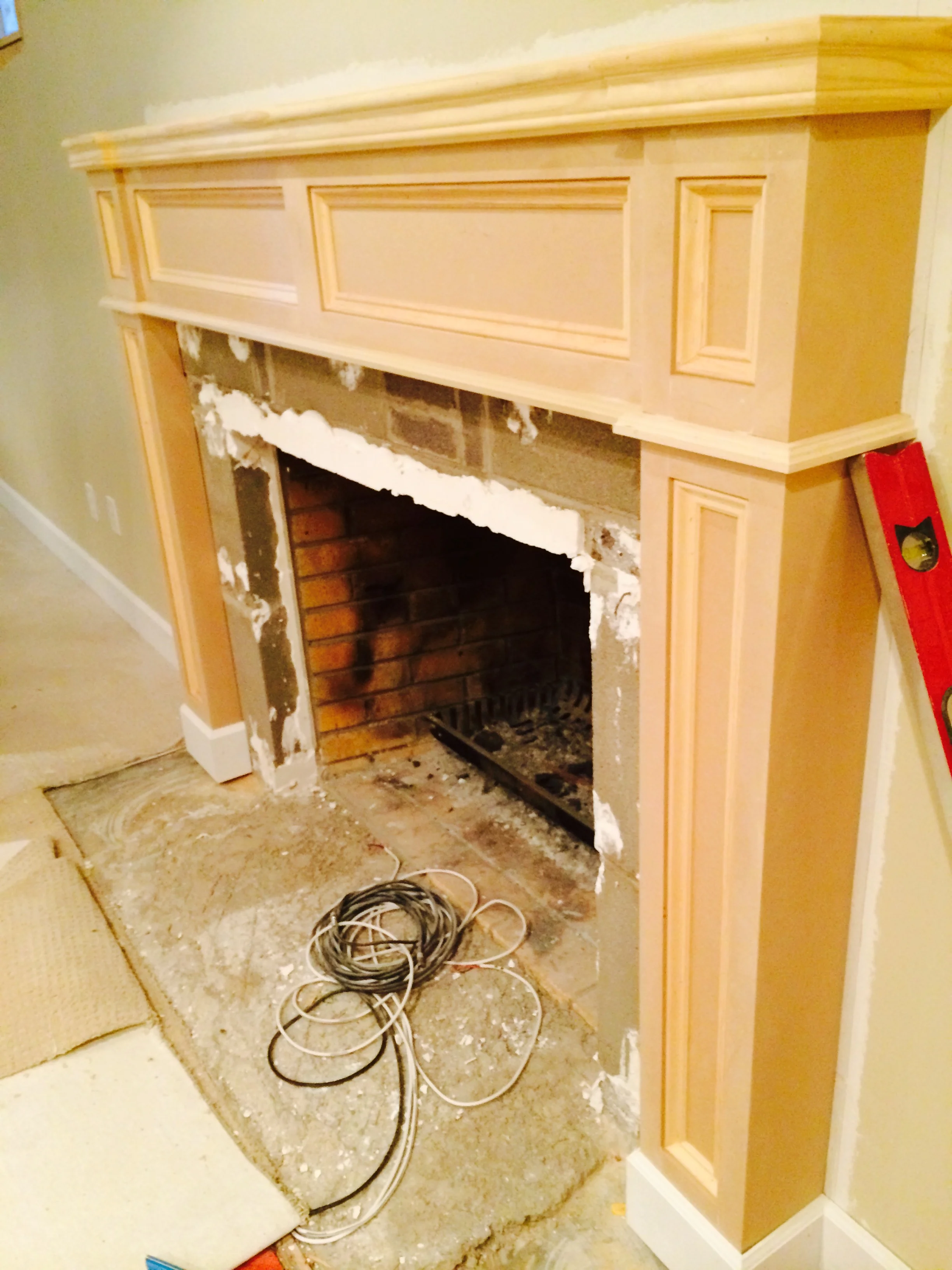 basement mantle R.JPG