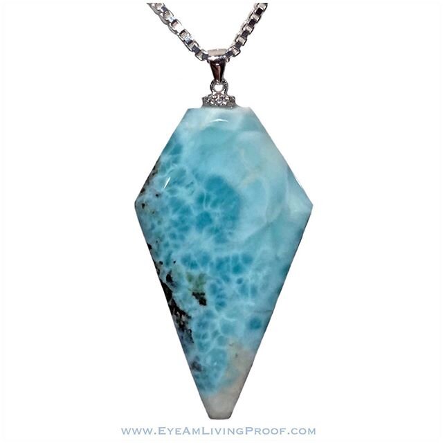 ✨NEW!✨ &lsquo;Eye Am the Ocean in a Drop&rsquo; 🌊 #Larimar, also known as #BluePectolite, is said to enlighten and heal in a physical, emotional, mental and spiritual way. It stimulates the heart, throat, third eye and crown chakras facilitating inn