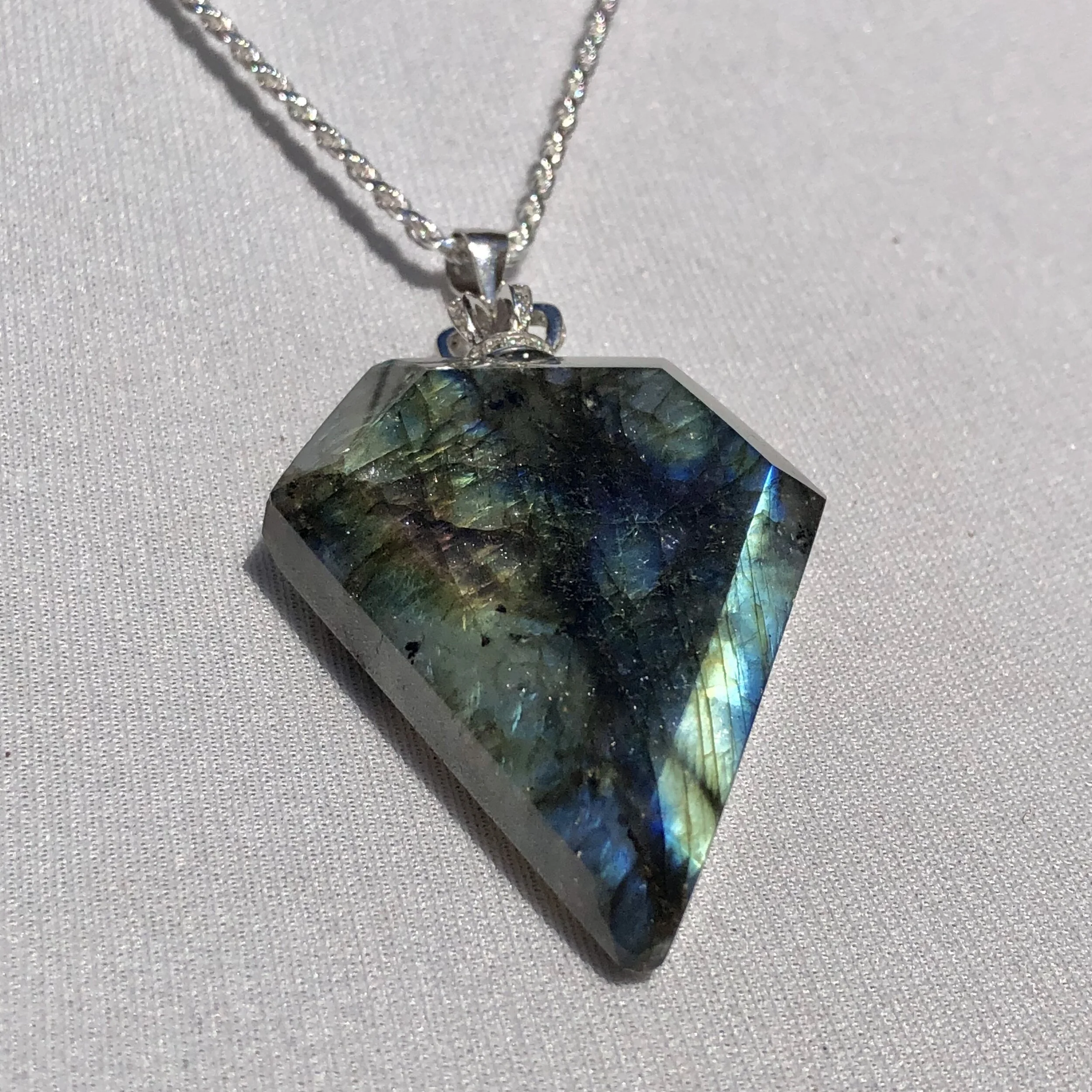 8CEE25AB-38F0-4E7D-9C7D-3064F859FEAB