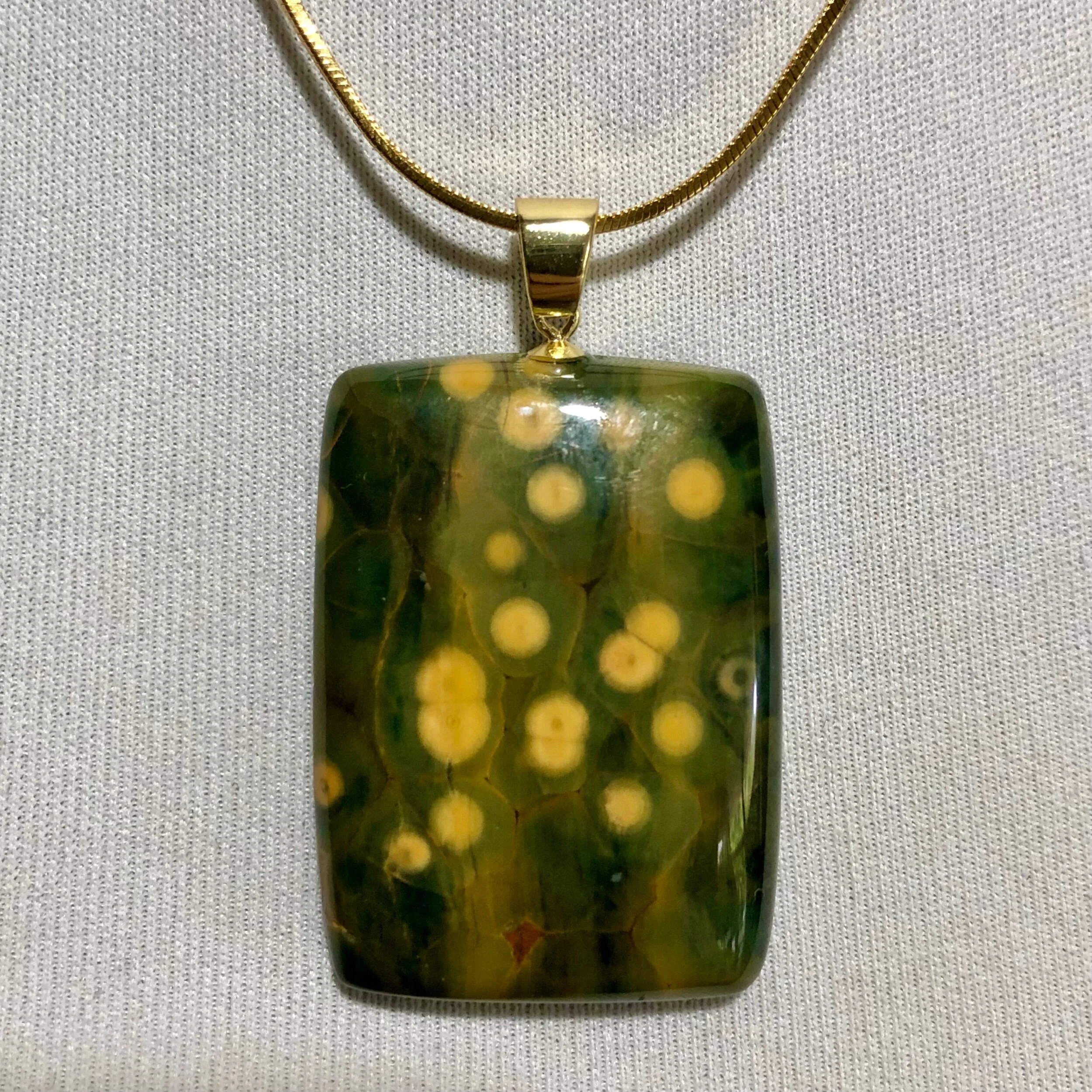 31084AE4-D03B-466E-817F-5B3F8128EDC1