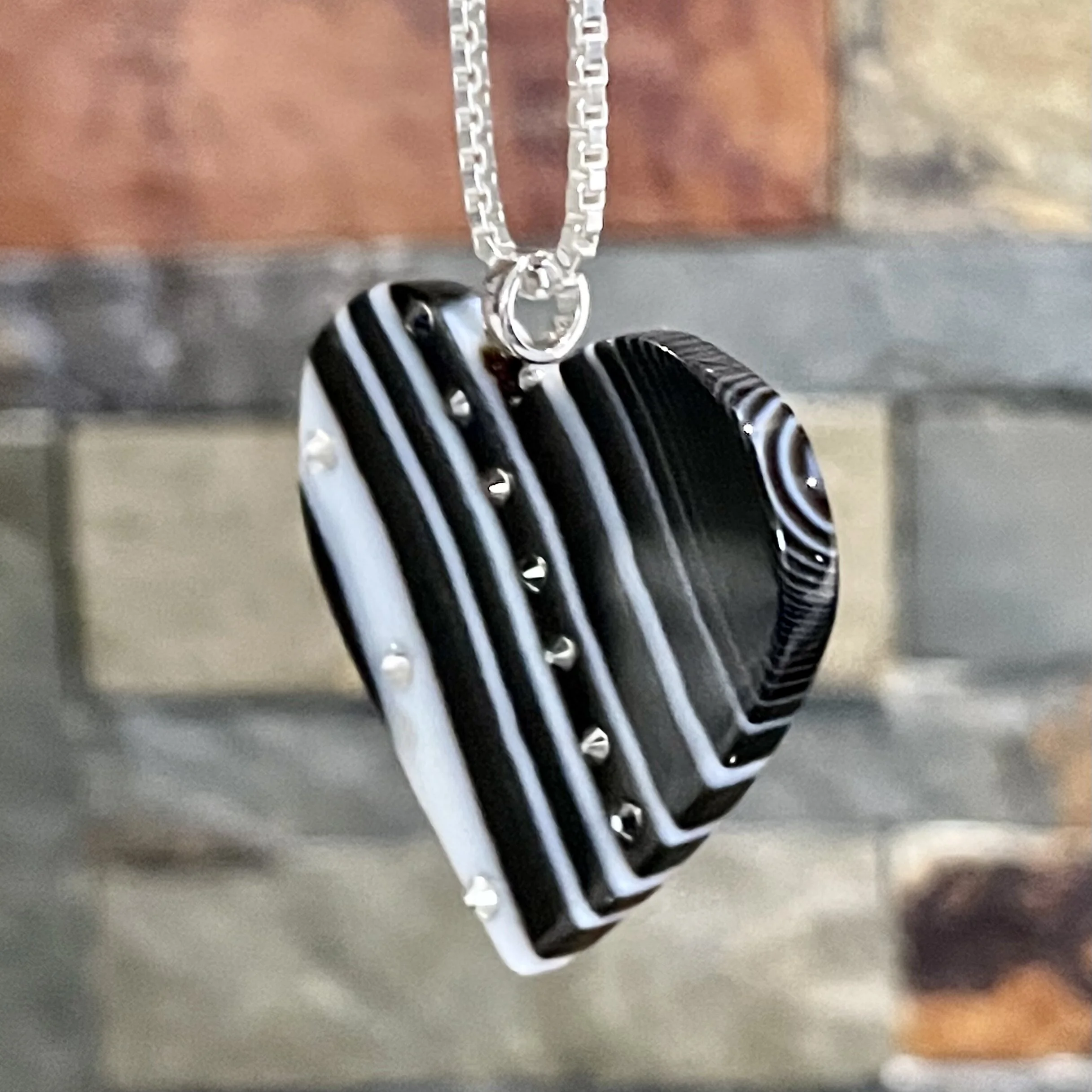 7037BC07-27A2-418E-B0D3-1ECDB05918A3