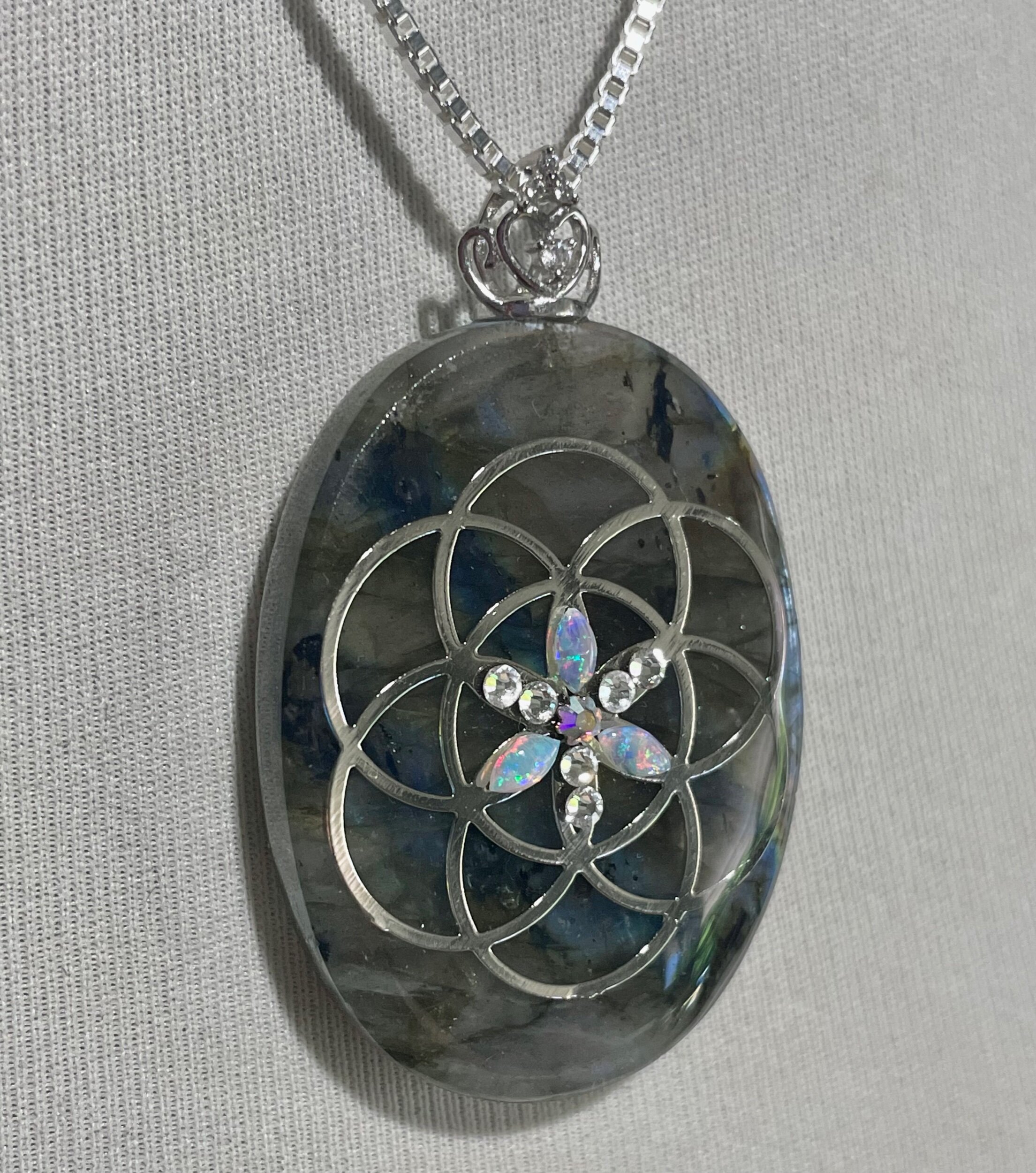 815544EF-C853-4C2E-B7C9-A13527E20EFE