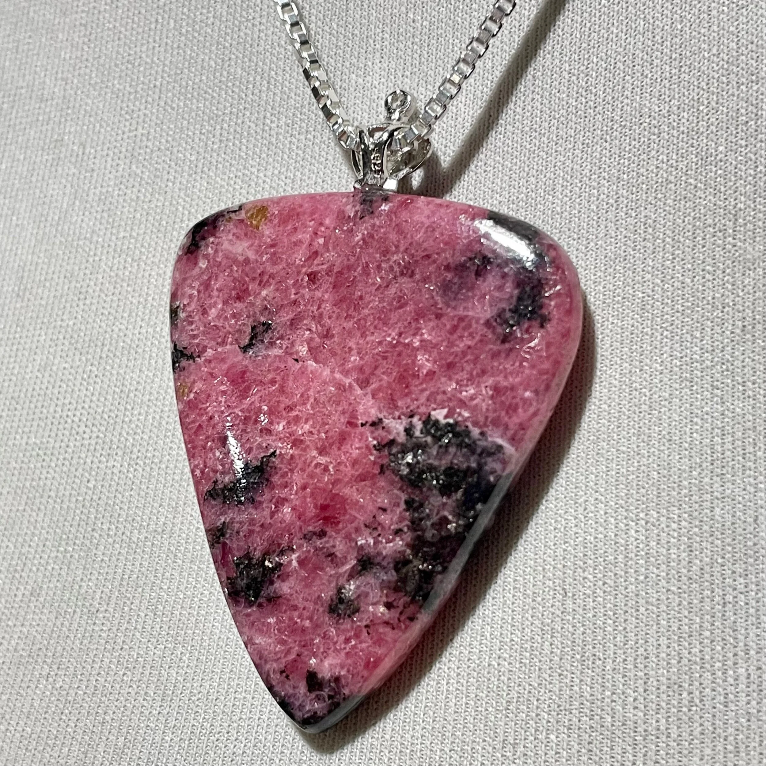 87980764-4EBF-4648-9C5D-5C8F5C7B6D0D