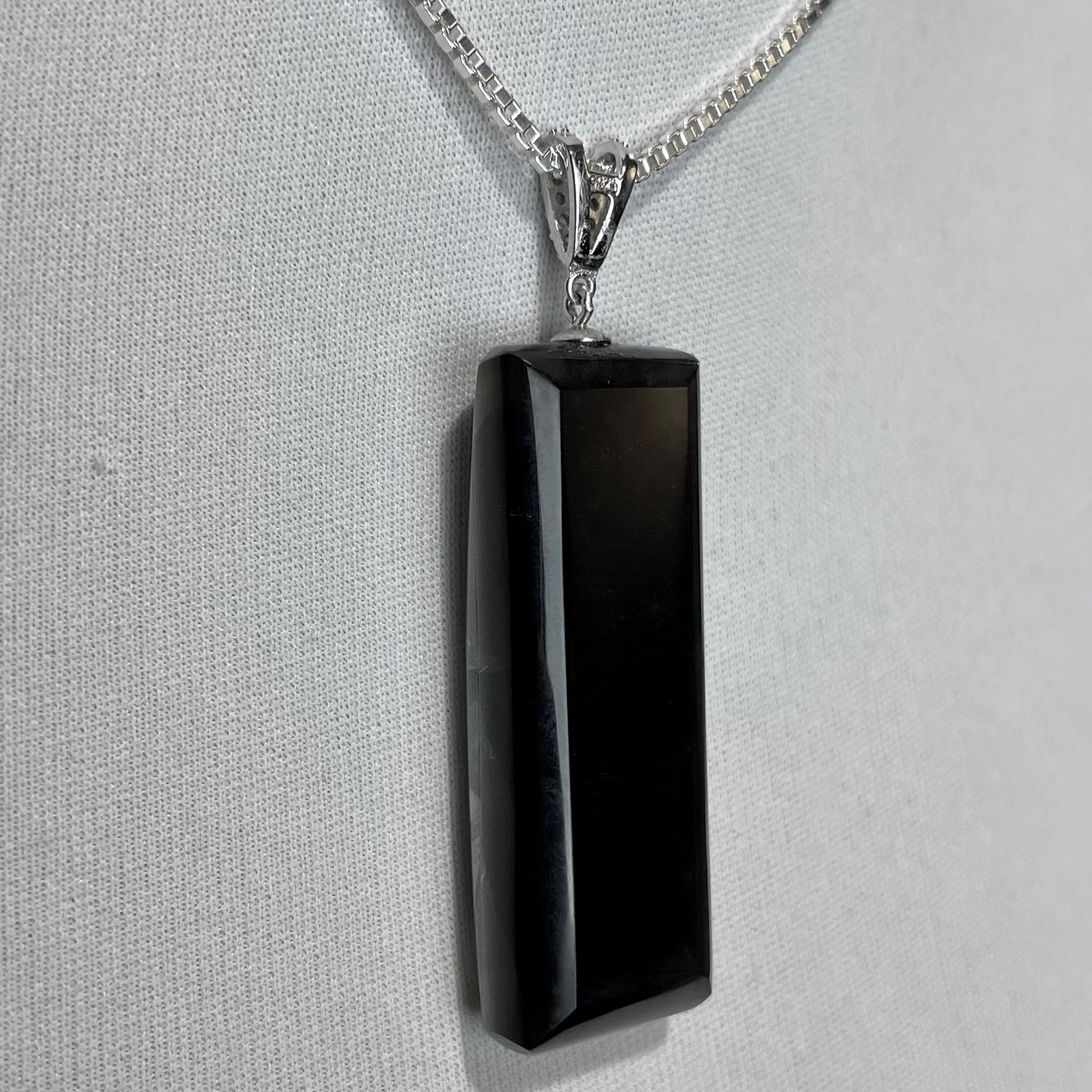 9E873312-E3B1-4120-AFD4-A00414945ADE