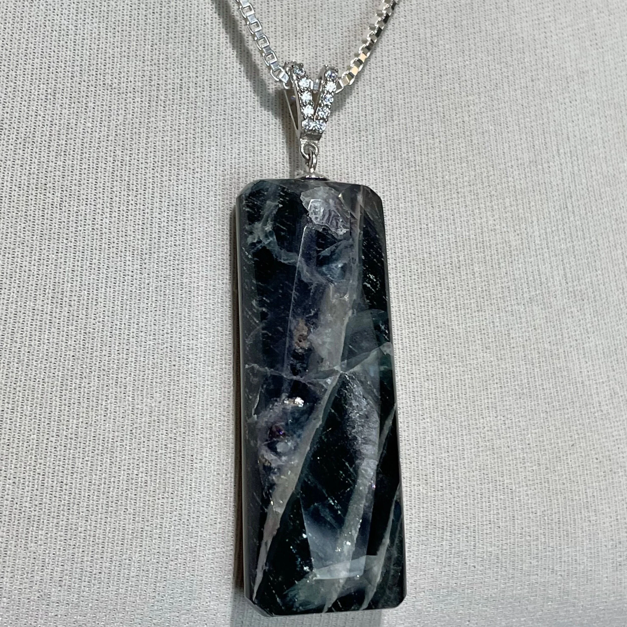 D7695B03-169F-404E-8BA6-50679B9A89D3