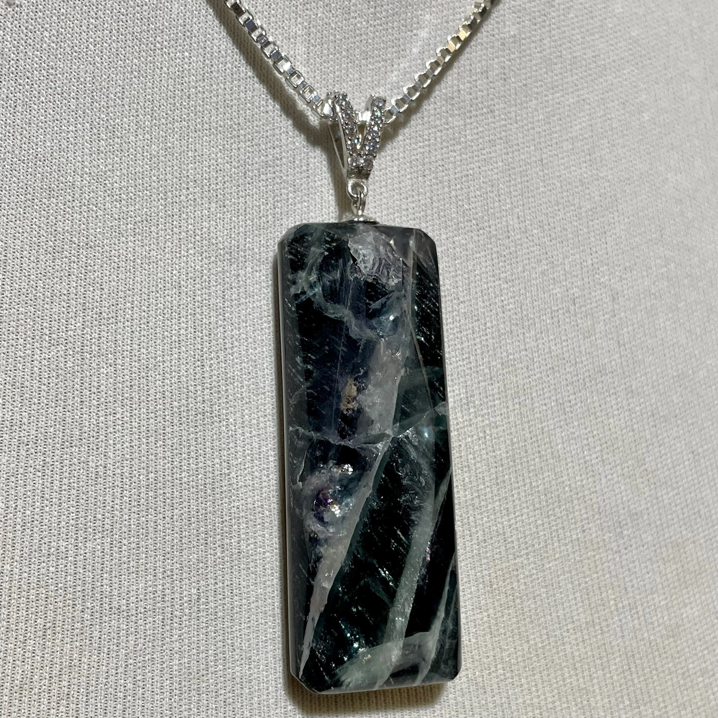 1EDFBB36-B67B-4EEA-BD23-AF2E1190A513