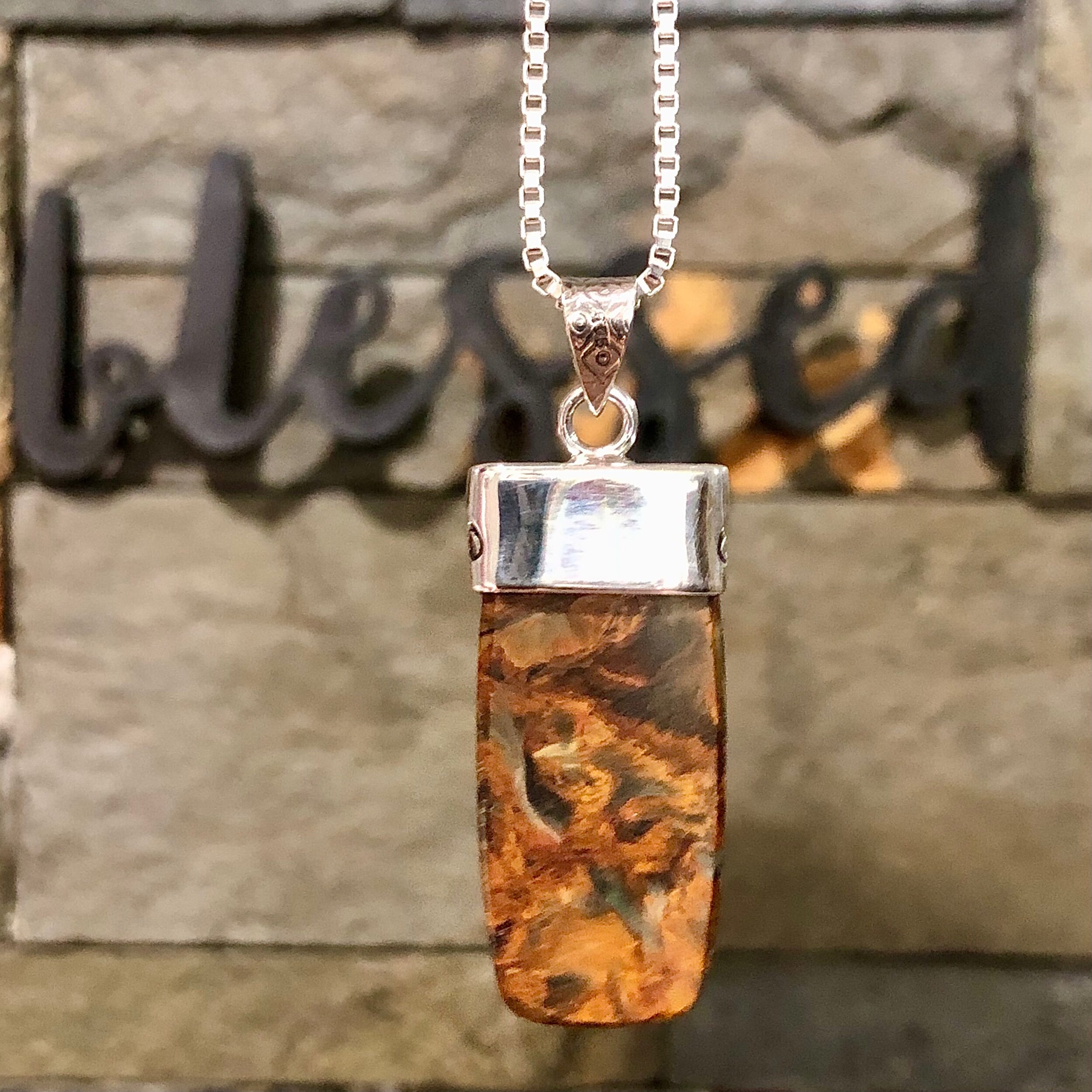 EF076F11-4B91-4CC2-B8DB-72383D2C1227