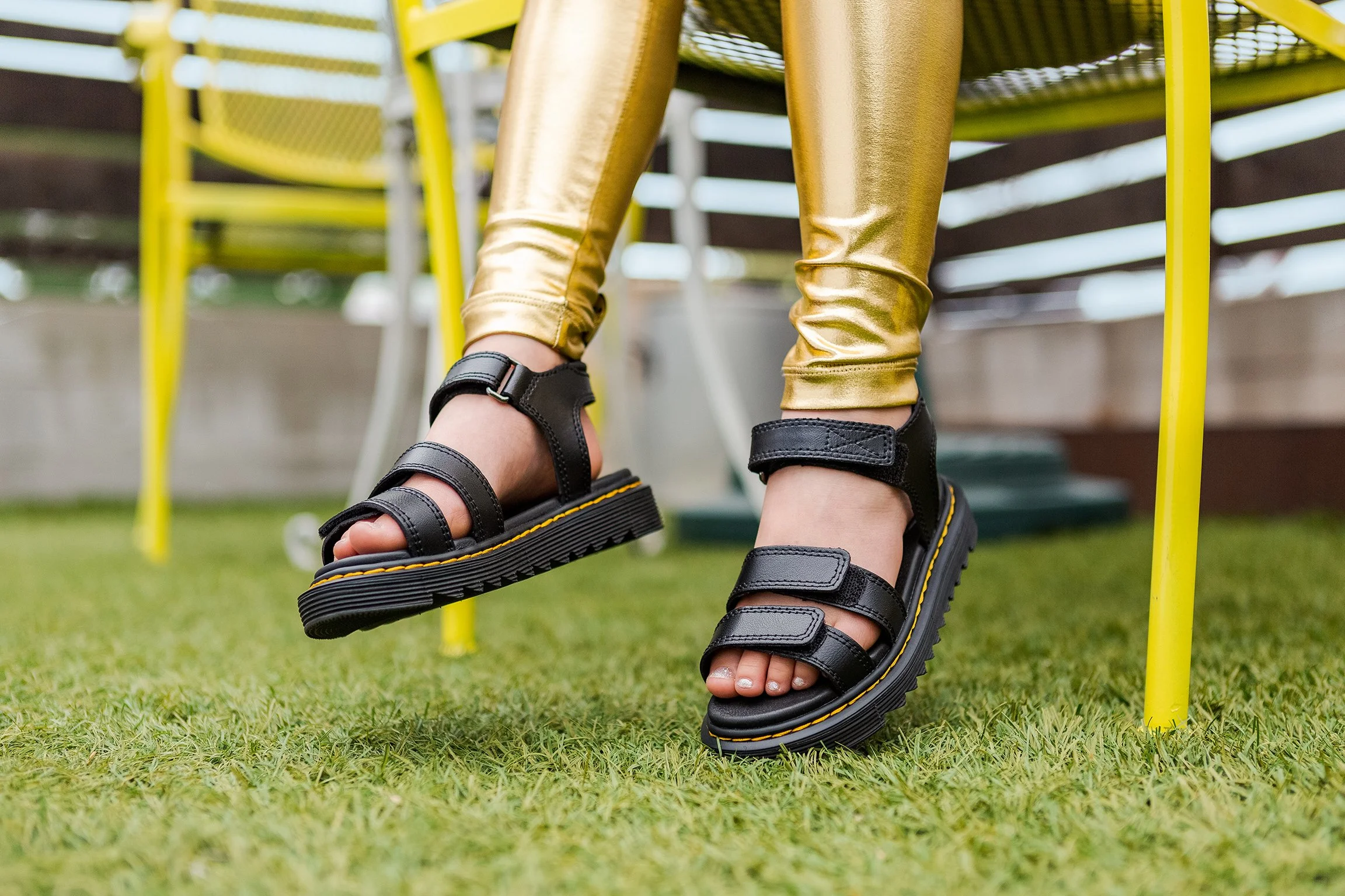 K KLAIRE JUNIOR sandal BLACK T LAMPER - Annellise leg down 0359.jpg