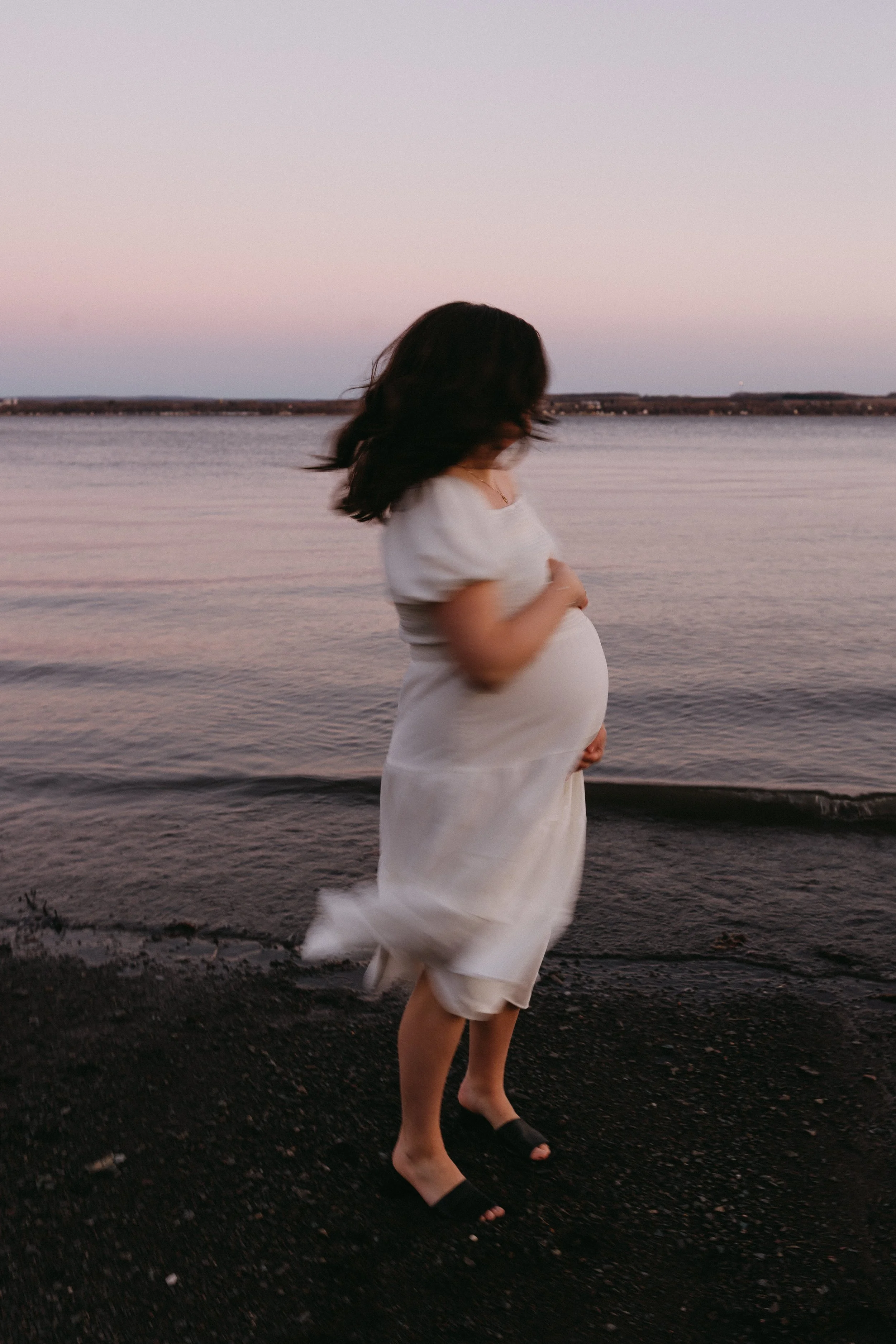 myriamtphotographe-seancefamille-seancematernite-nouveau-ne-villequebec-32.jpg