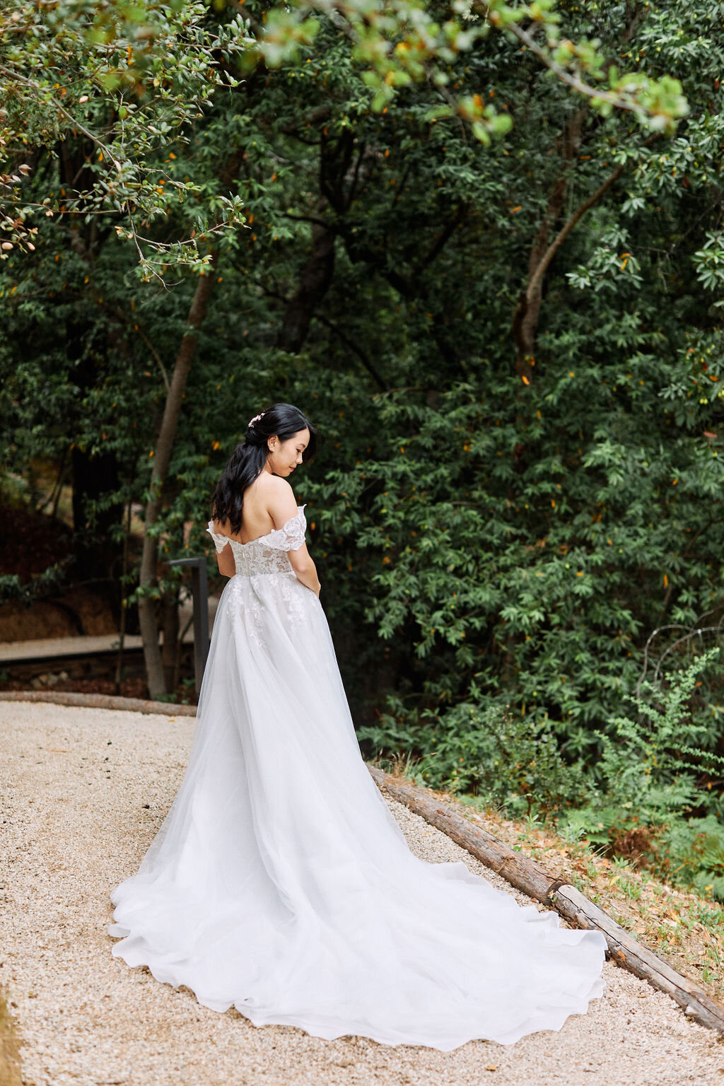 bride wedding dress redwoods ventana big sur