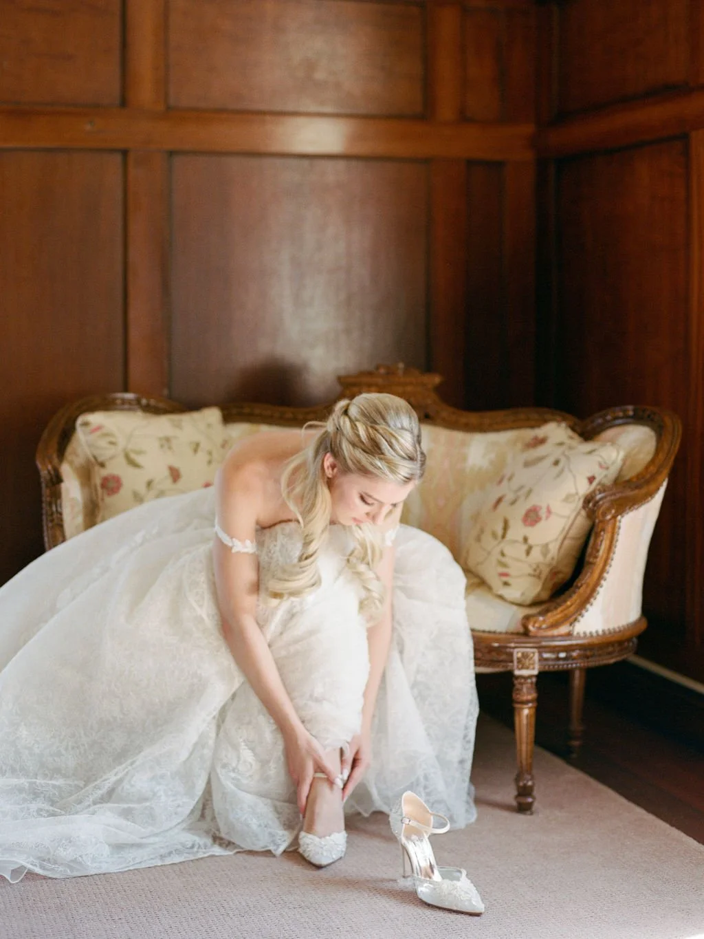 Savy+RobBurlingameCaliforniaKohlMansionWeddingCassieValentePhotography0023.JPG
