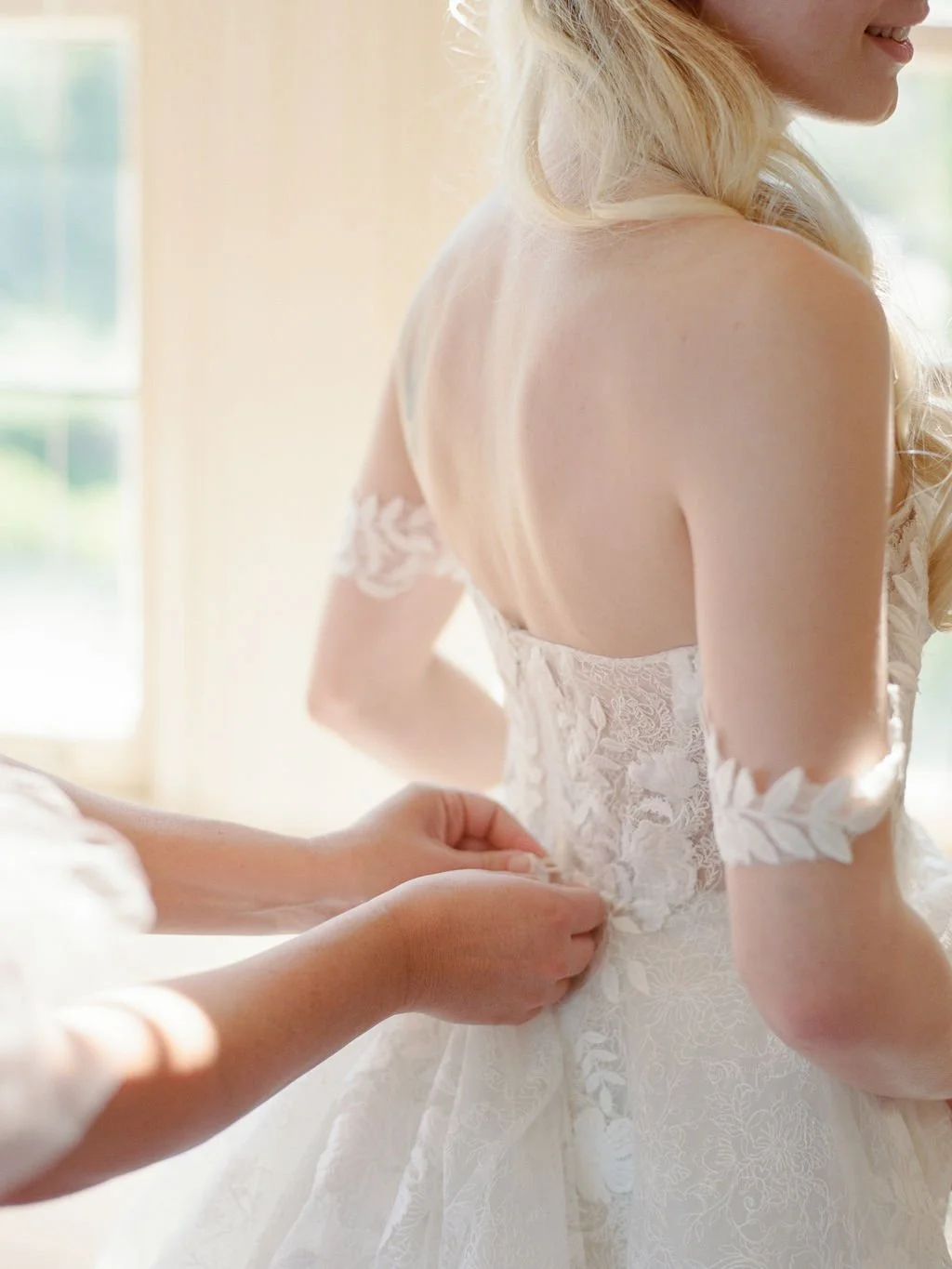 Savy+RobBurlingameCaliforniaKohlMansionWeddingCassieValentePhotography0019.JPG