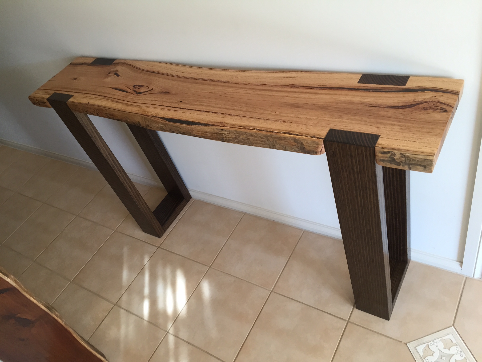 Messmate Slab hall table