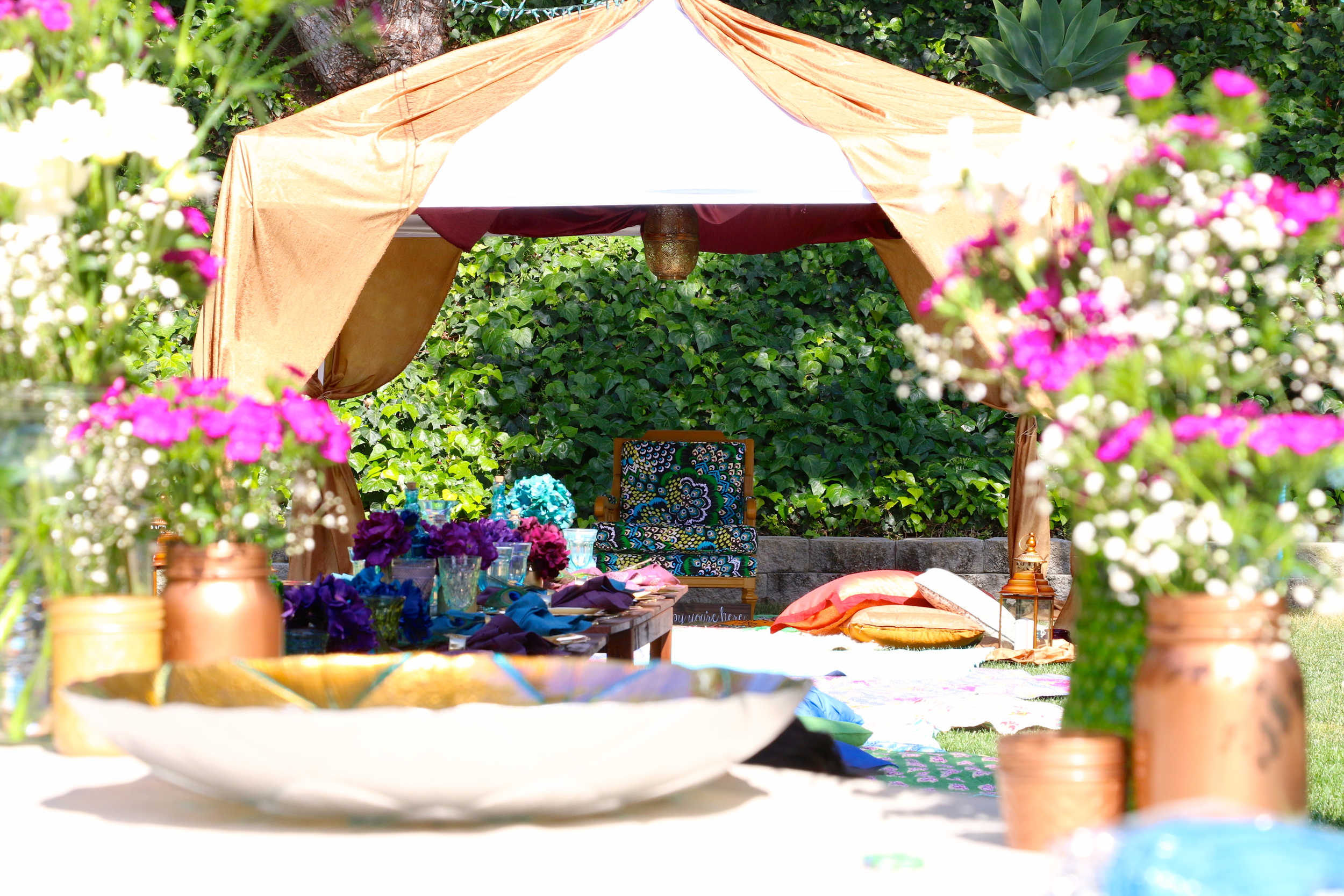TENT with DECOR