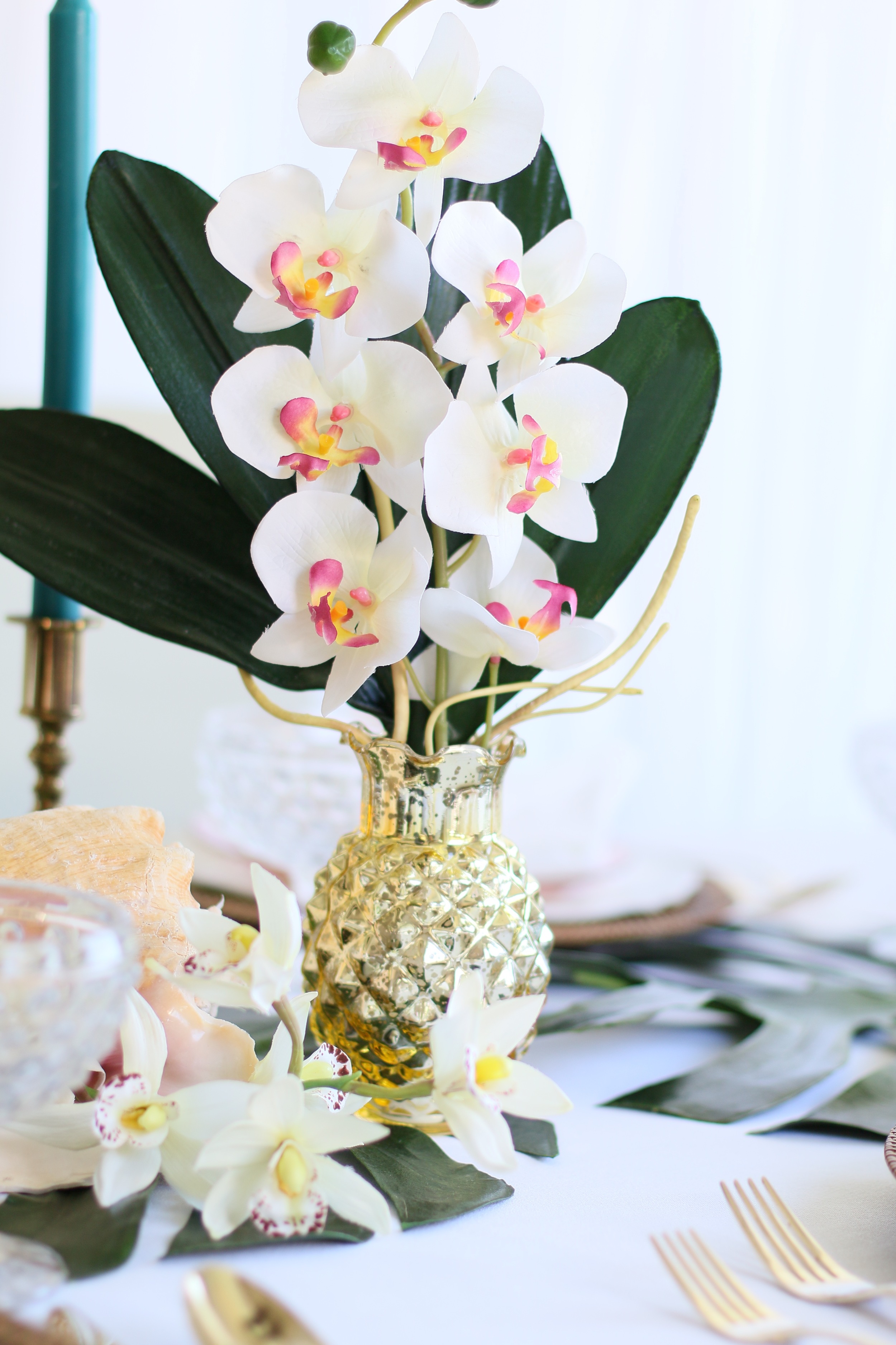 Copy of Palm leaves, tropical flowers, golden pineapples, wicker, seashells, & golden accents - Perfect for a baby shower, bridal shower, or birthday celebration! @inJOYtheParty