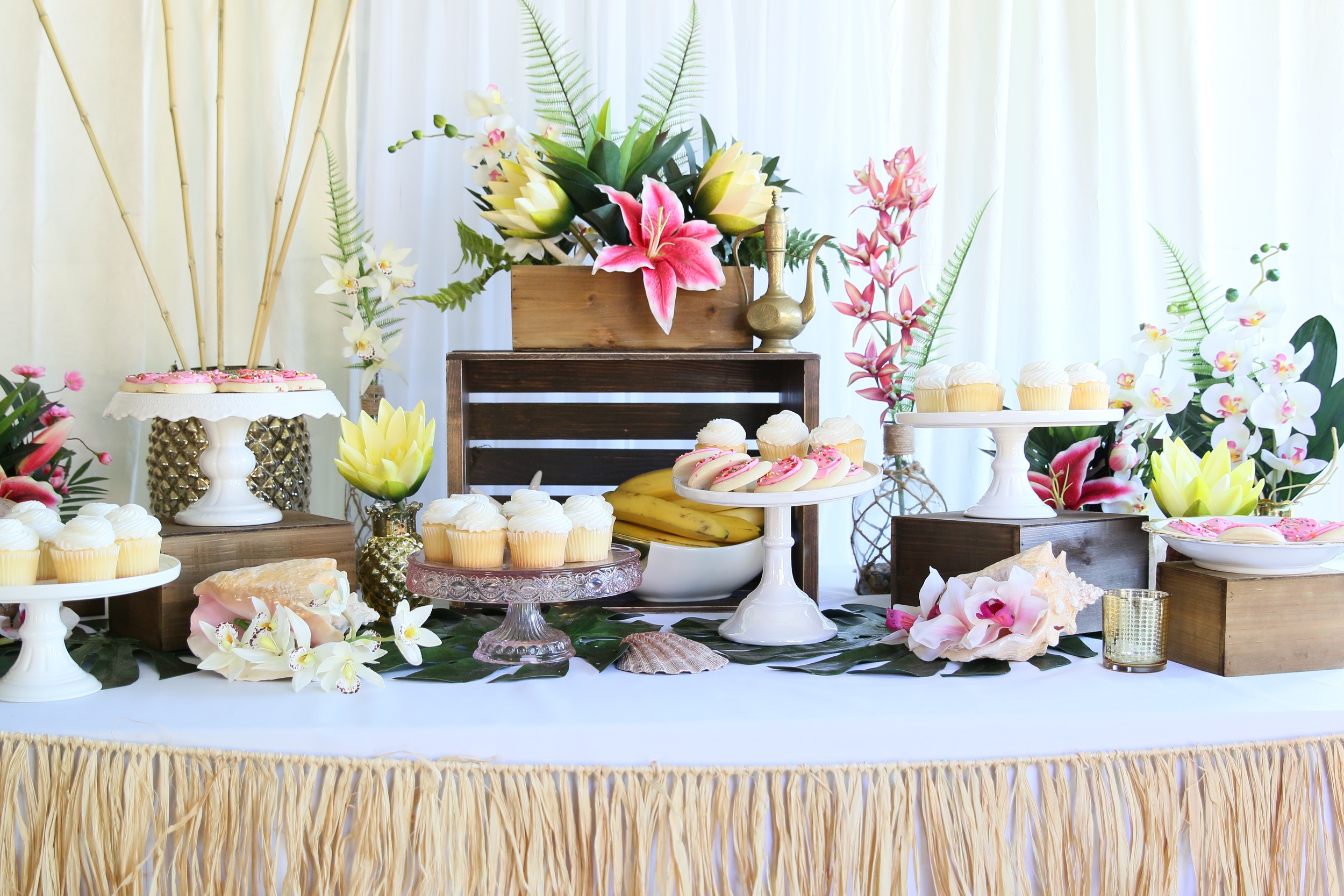 Copy of Palm leaves, tropical flowers, golden pineapples, wicker, seashells, & golden accents - Perfect for a baby shower, bridal shower, or birthday celebration! @inJOYtheParty