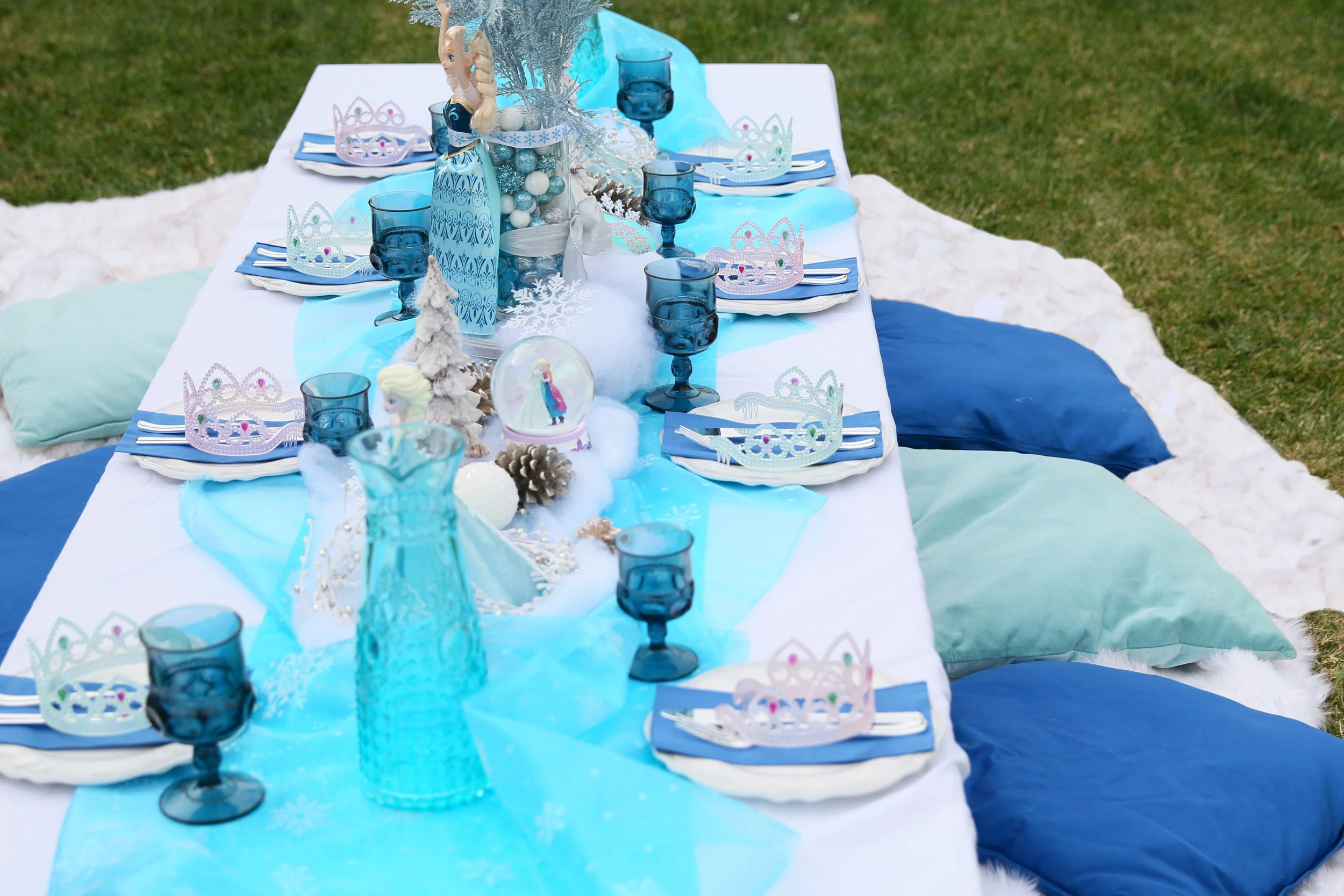 TABLE LINENS