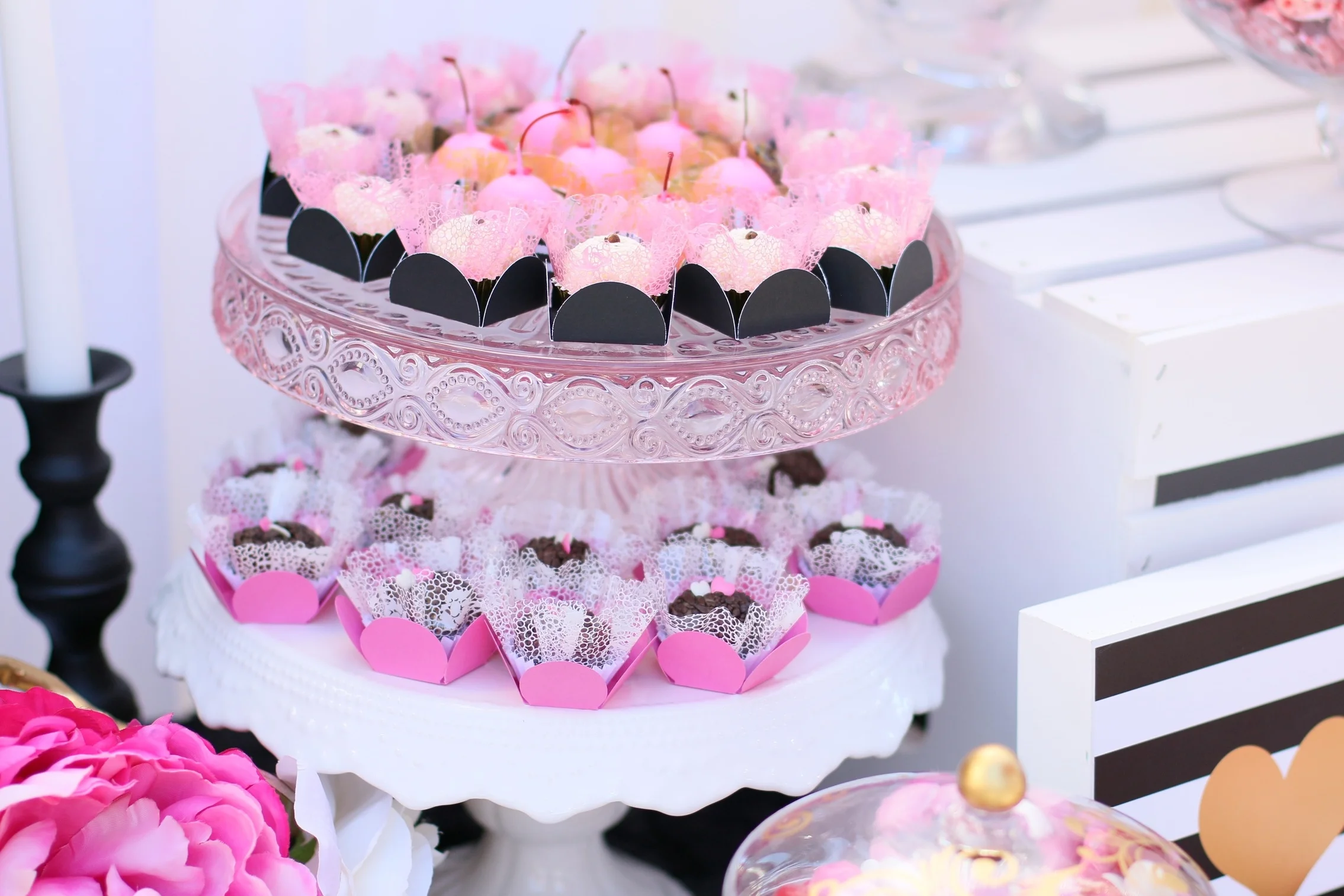 CAKE PLATTERS