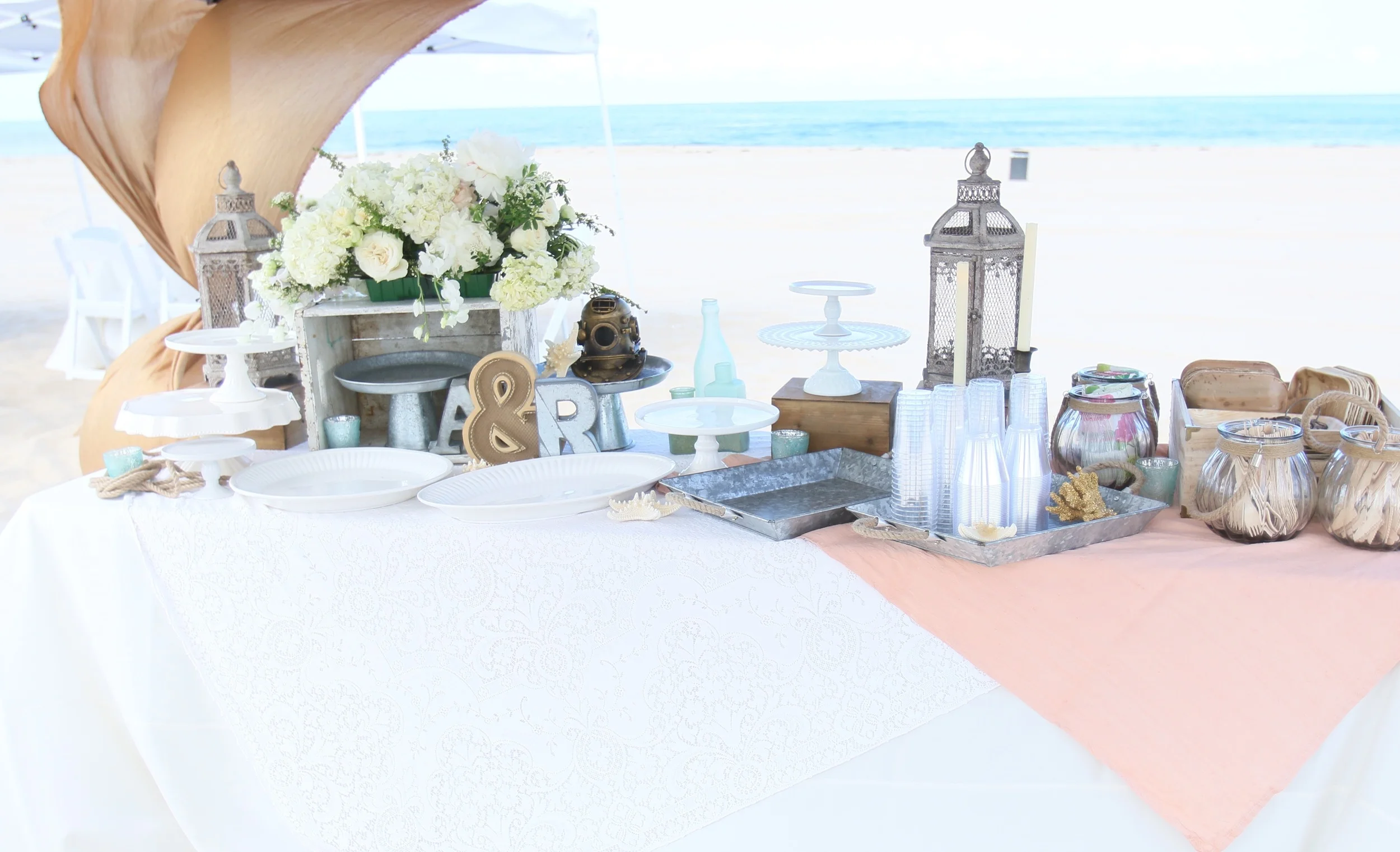 DESSERT DISPLAY