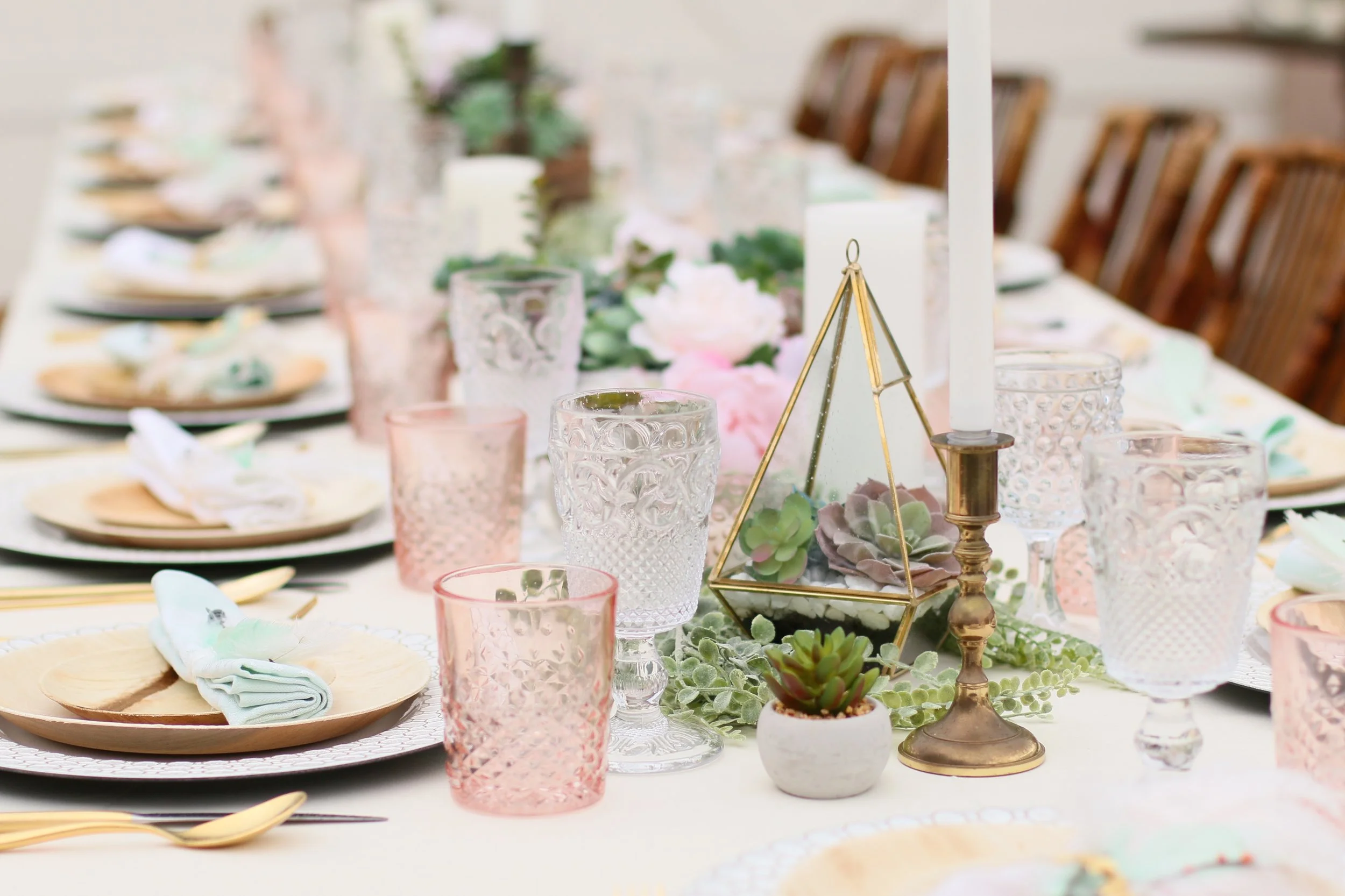Dining Table Decor