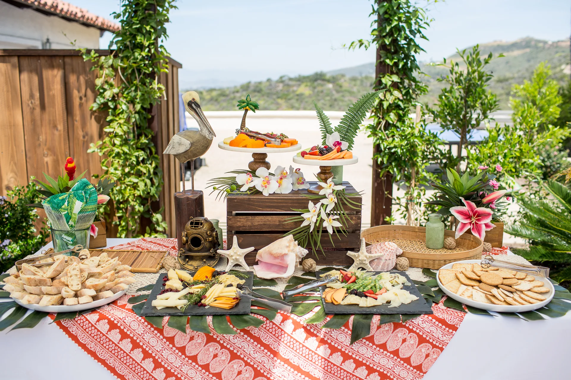 Hors d'oeuvres/ Dessert Display