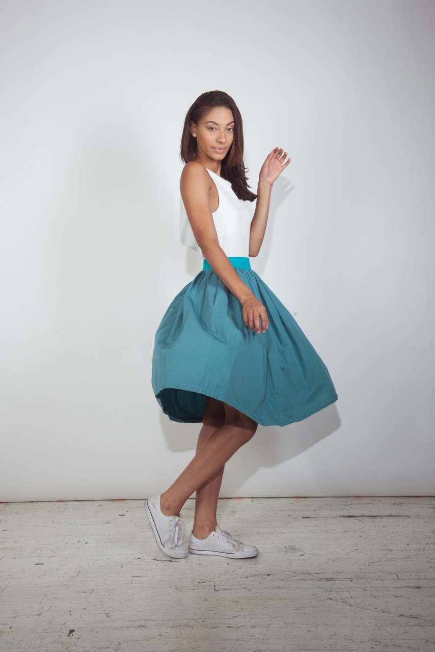 everyday-mid-skirt-yumba-side-one