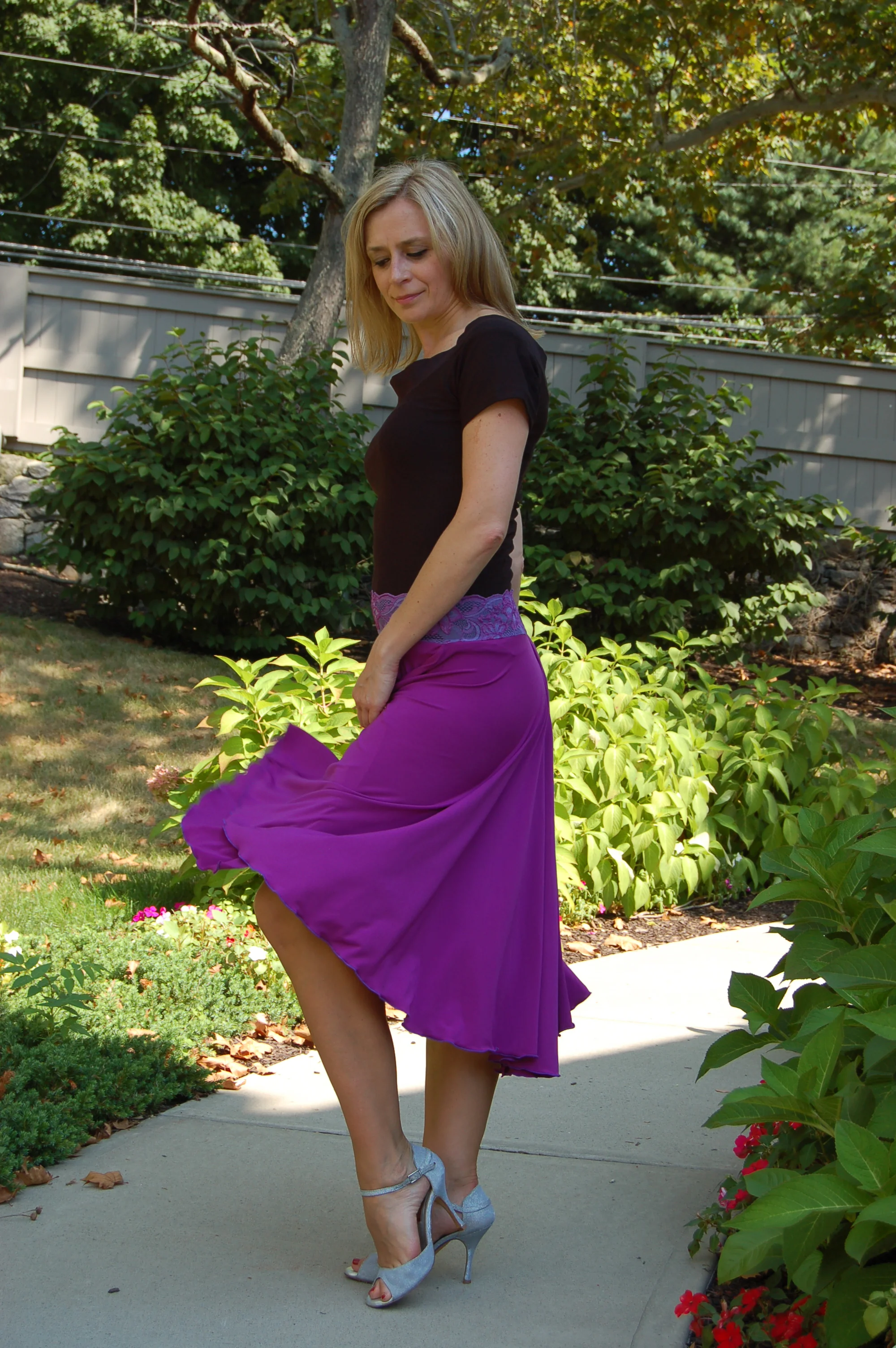 Stretch_Purple_Side2.jpg