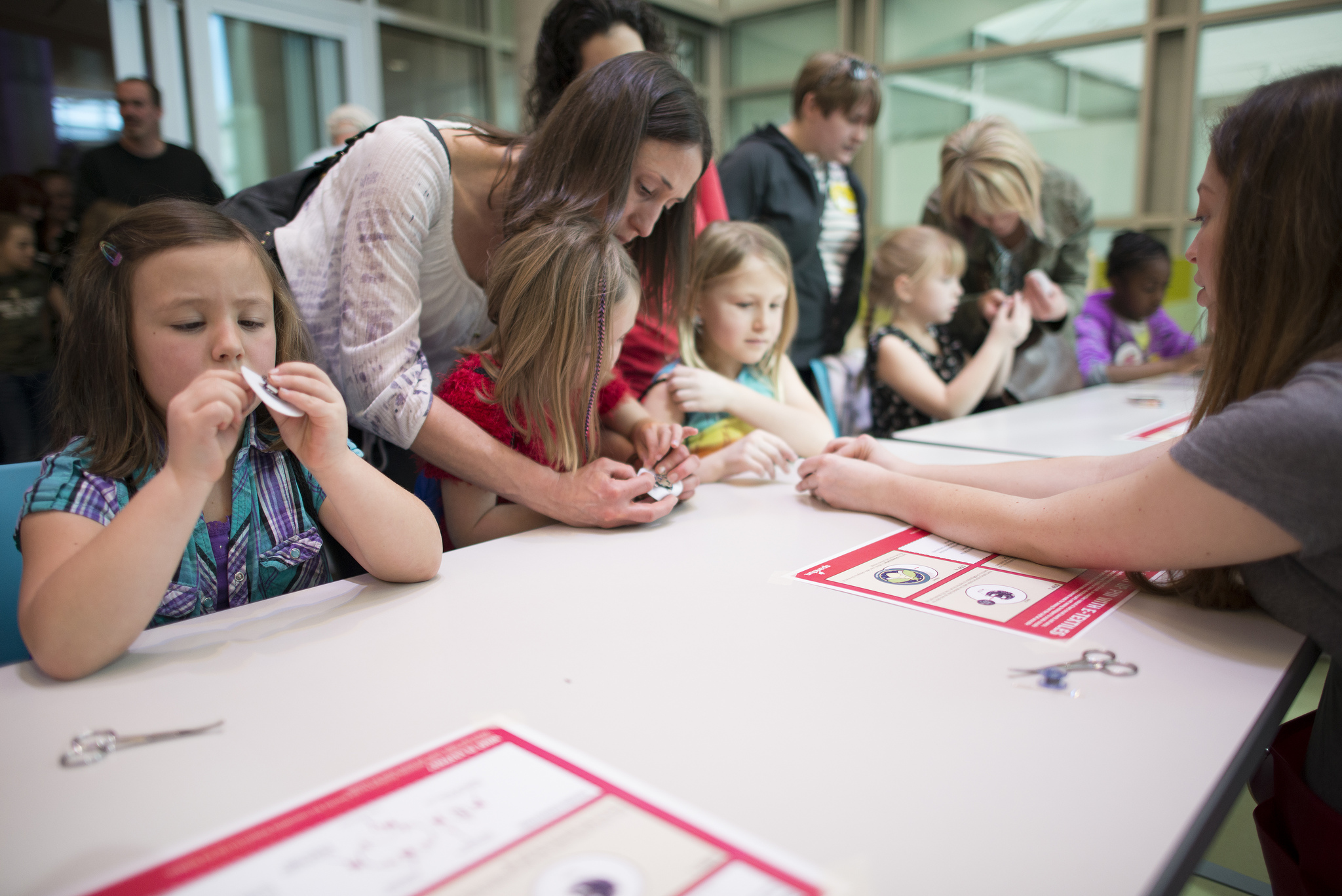 Girls and Science. Image: SparkFun Electronics, Flickr.com