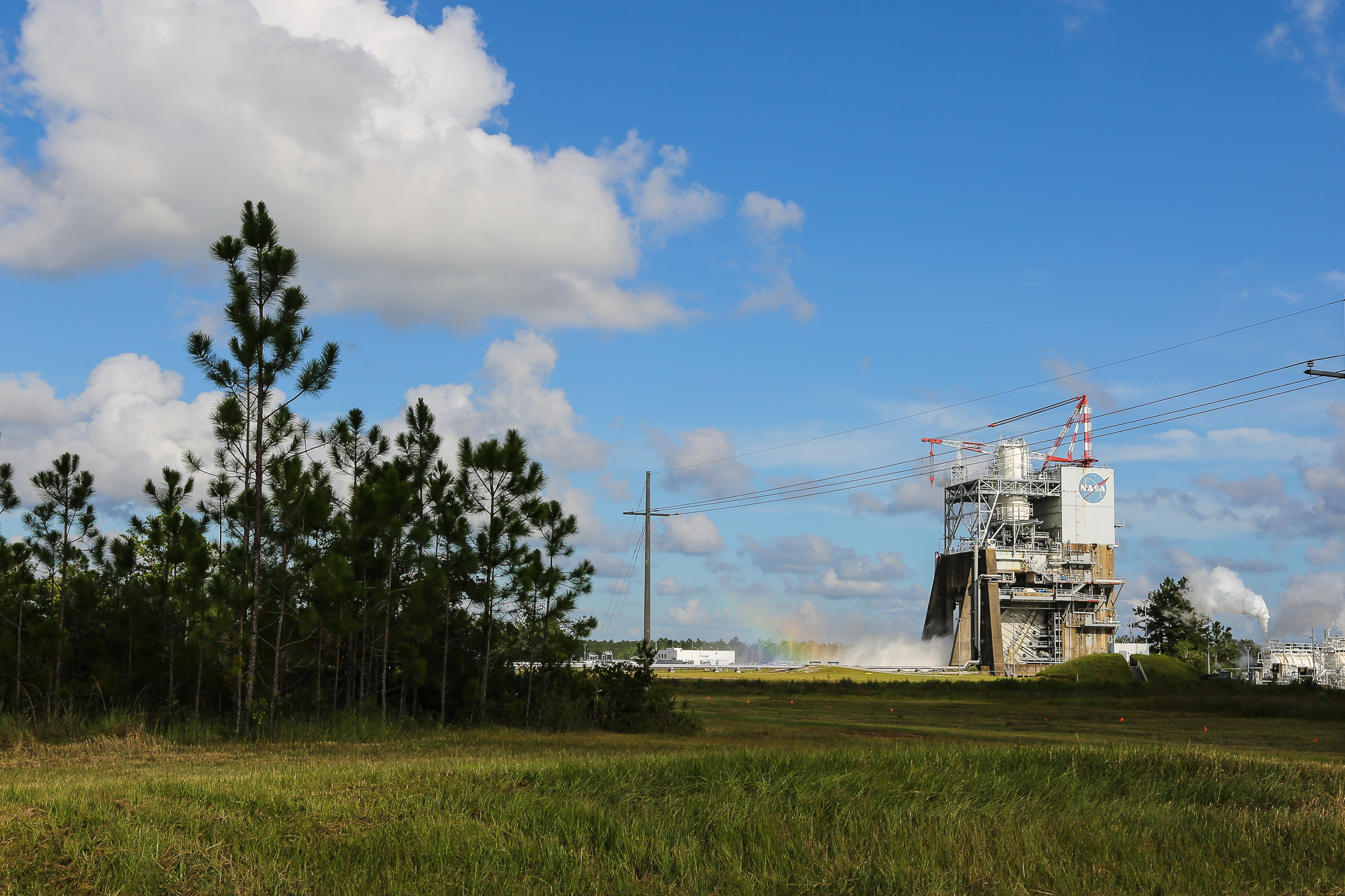 Rainbow after RS-25 Engine Test