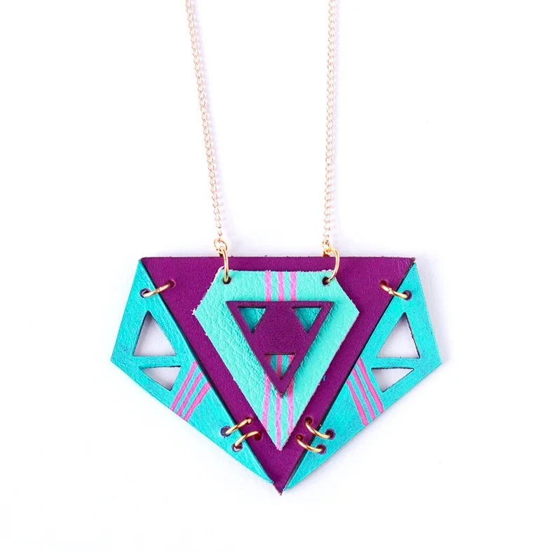 Roboto w Chain.jpg