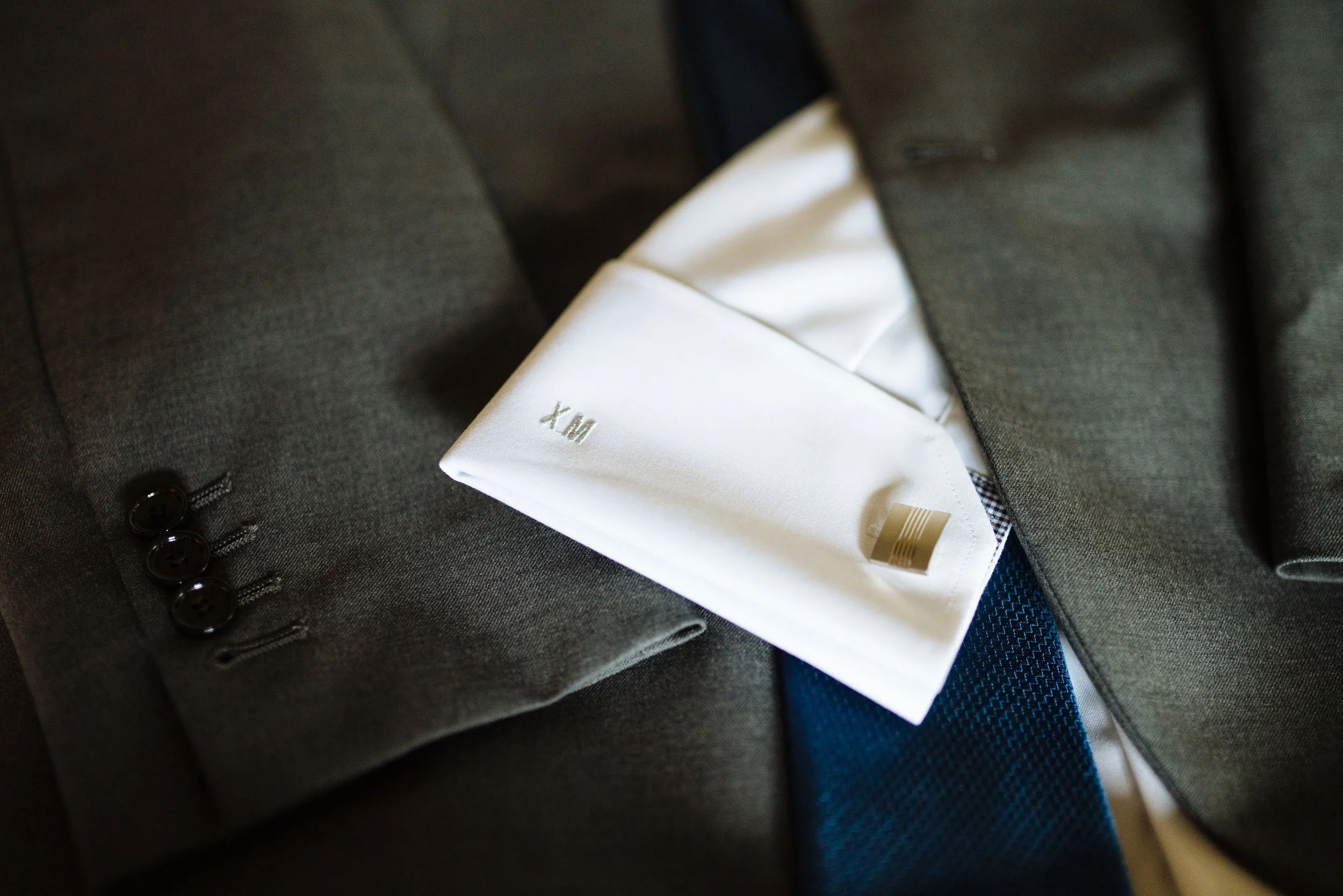 Groom Suite-02343.jpg