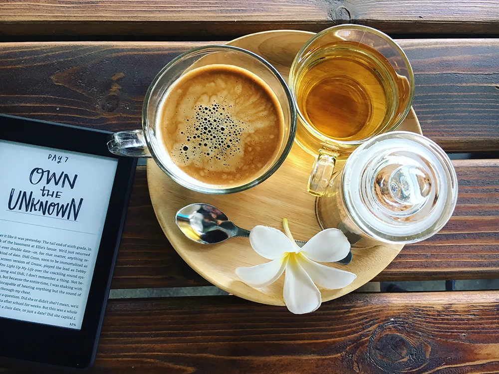Day 25: I'm grateful for books - today this chapter about owning the unknown from Jonathan Fields' "How to Live a Good Life" really resonated.