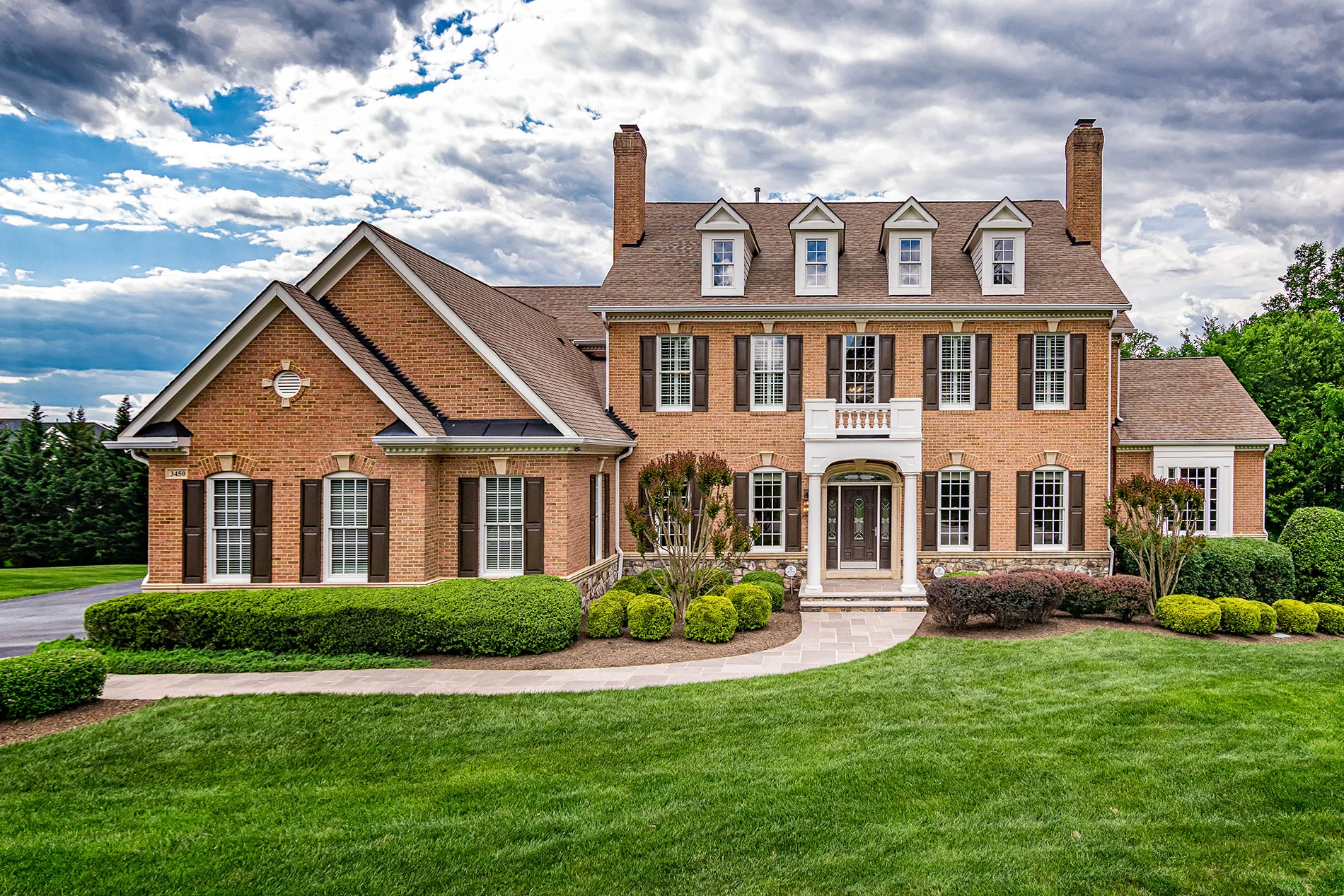 01-Fawn Wd-Exterior-Master-Twi.jpg
